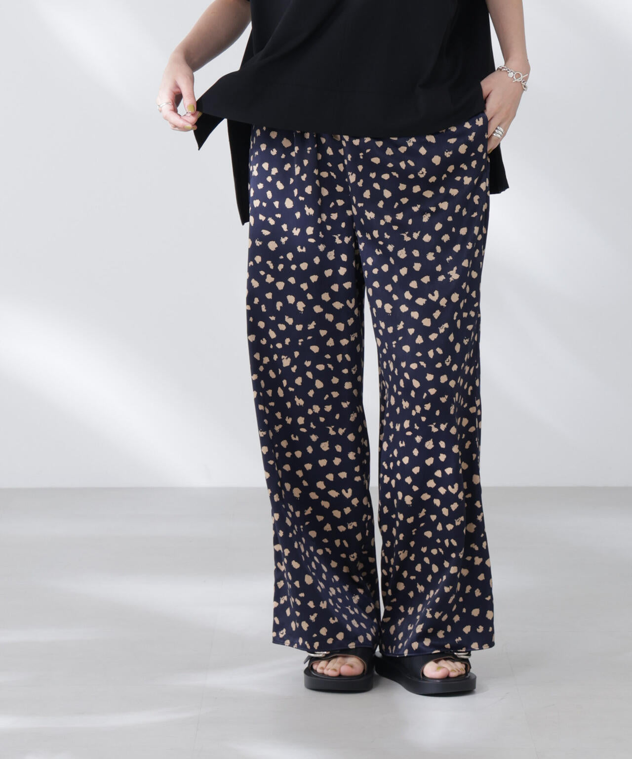 レオパードプリントイージーワイドパンツ