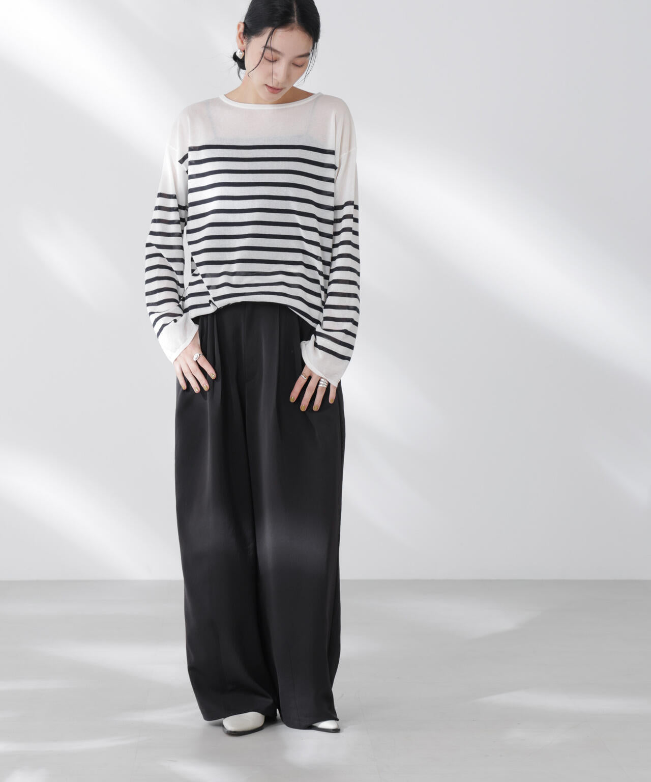 ダルサテンカーブタックパンツ