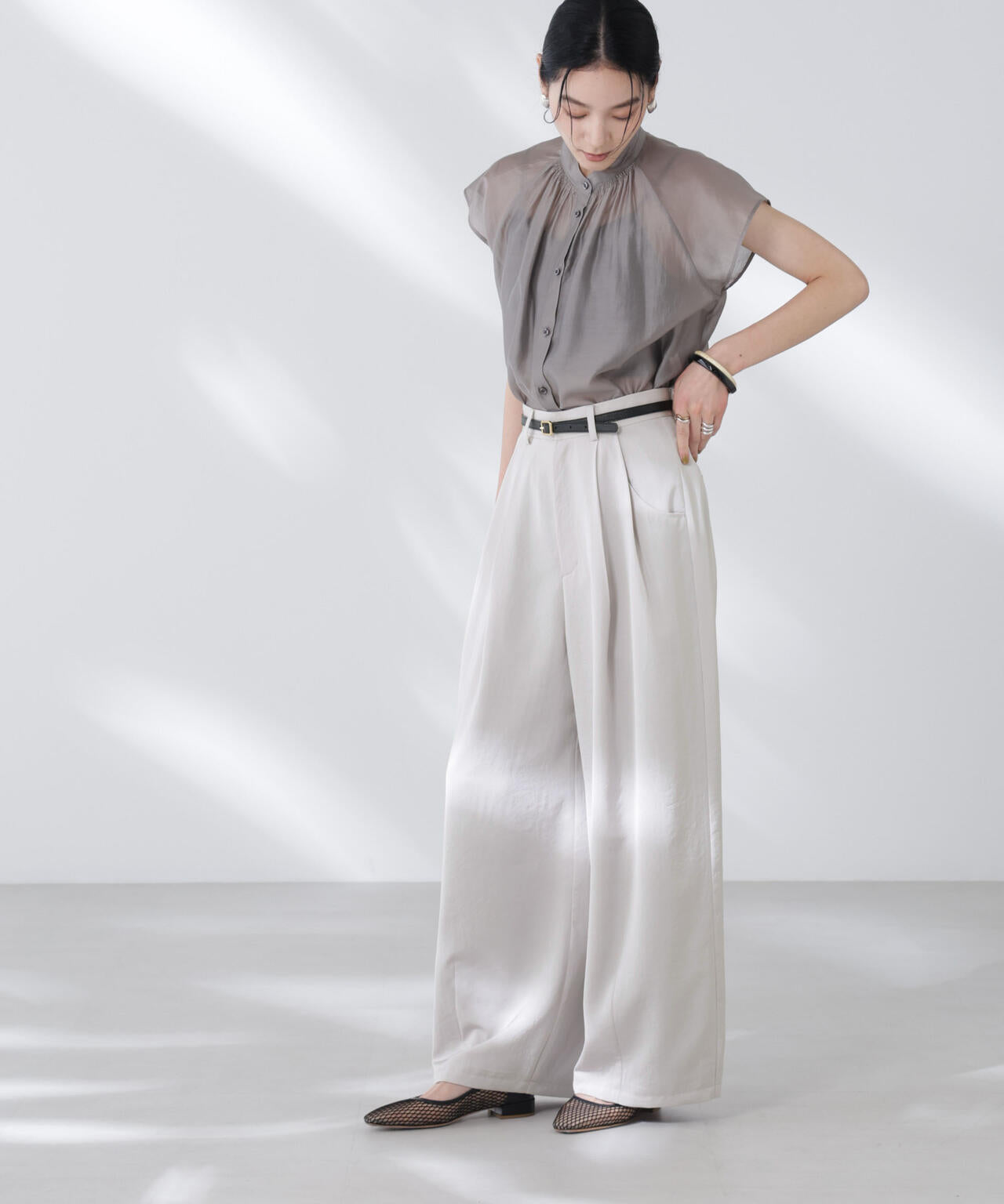 ダルサテンカーブタックパンツ