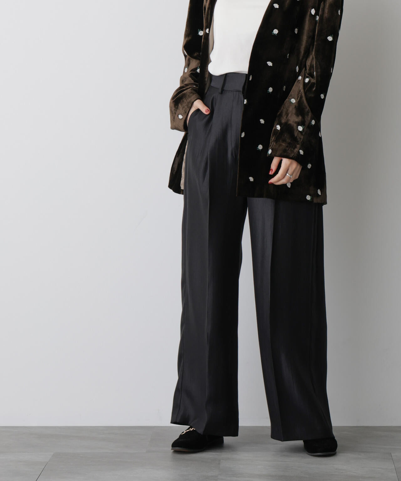 「STEVELOUR」サテンタックワイドパンツ(セットアップ可)