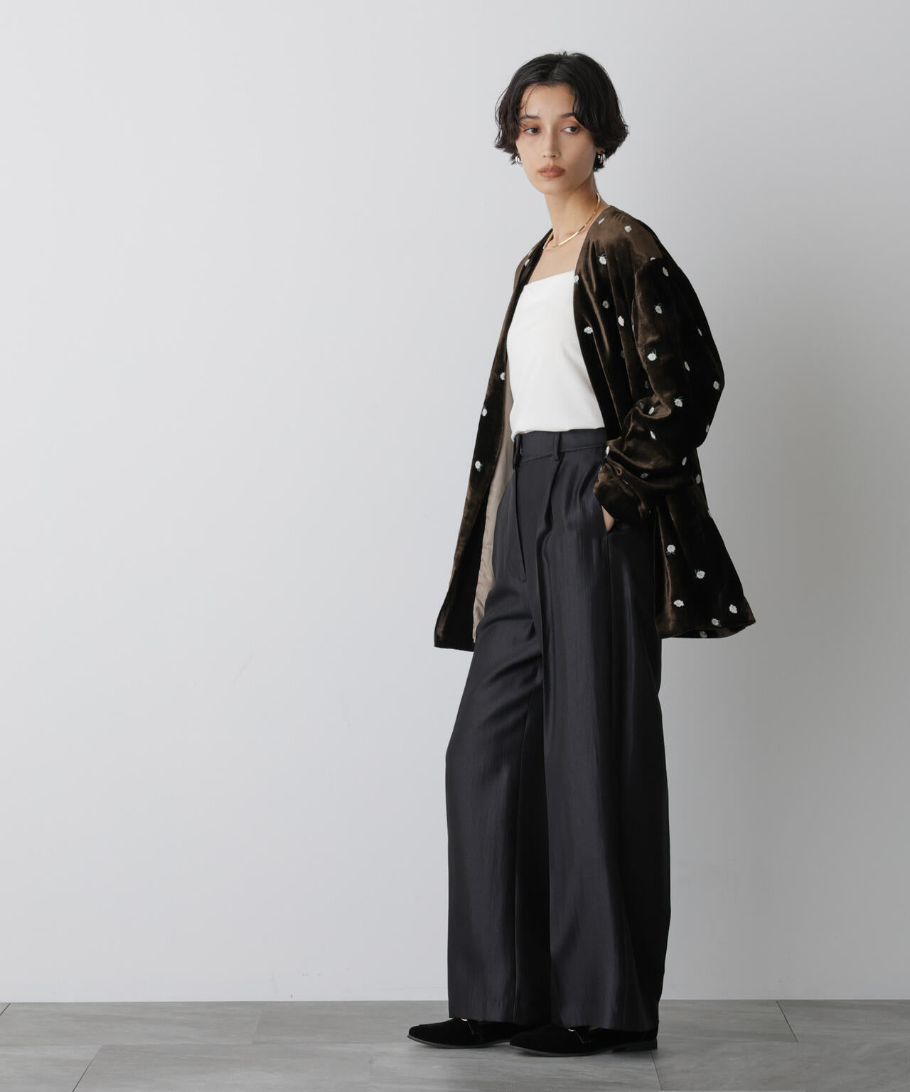 「STEVELOUR」サテンタックワイドパンツ(セットアップ可)