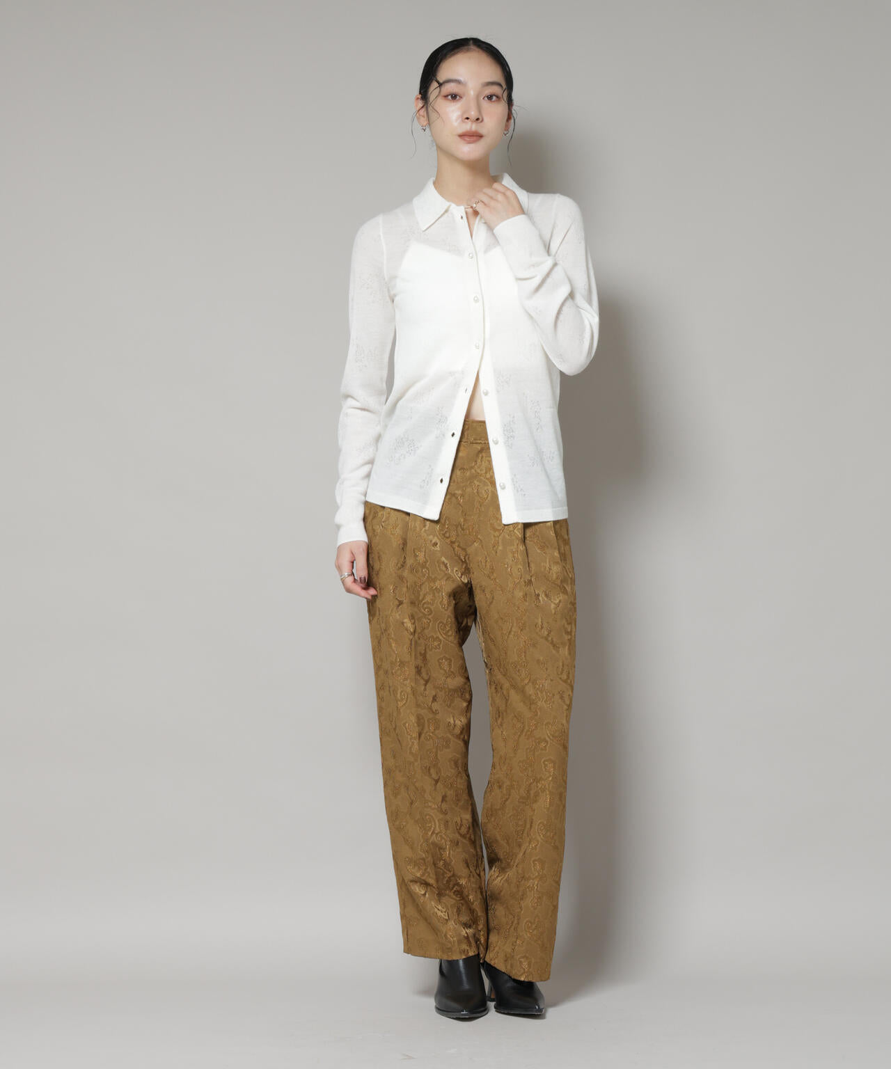 ジャガードタックパンツ