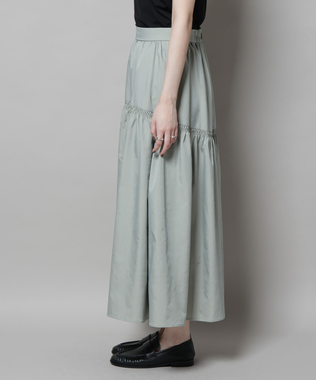 シャンブレータフタティアードギャザースカート