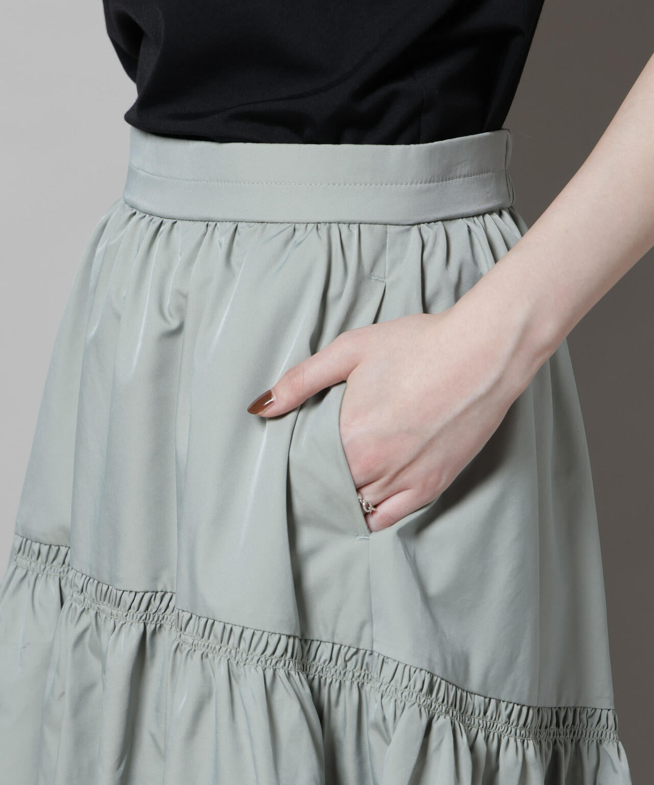 シャンブレータフタティアードギャザースカート
