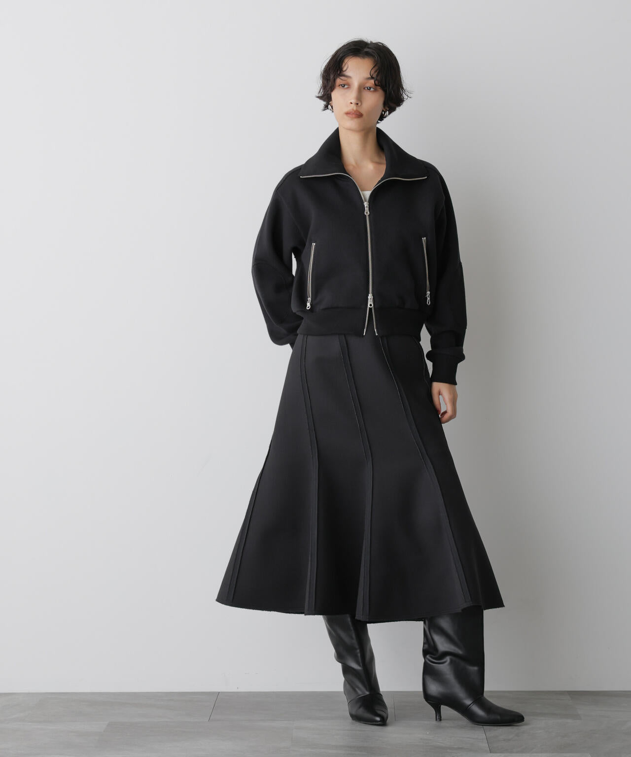 「STEVELOUR」ダンボールシェルスカート