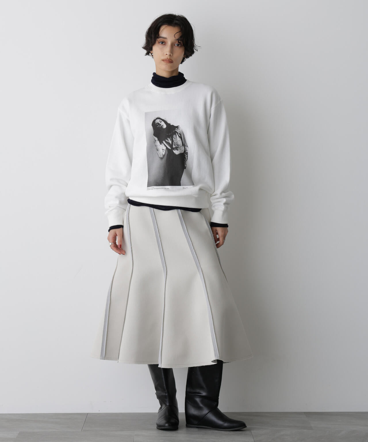 「STEVELOUR」ダンボールシェルスカート