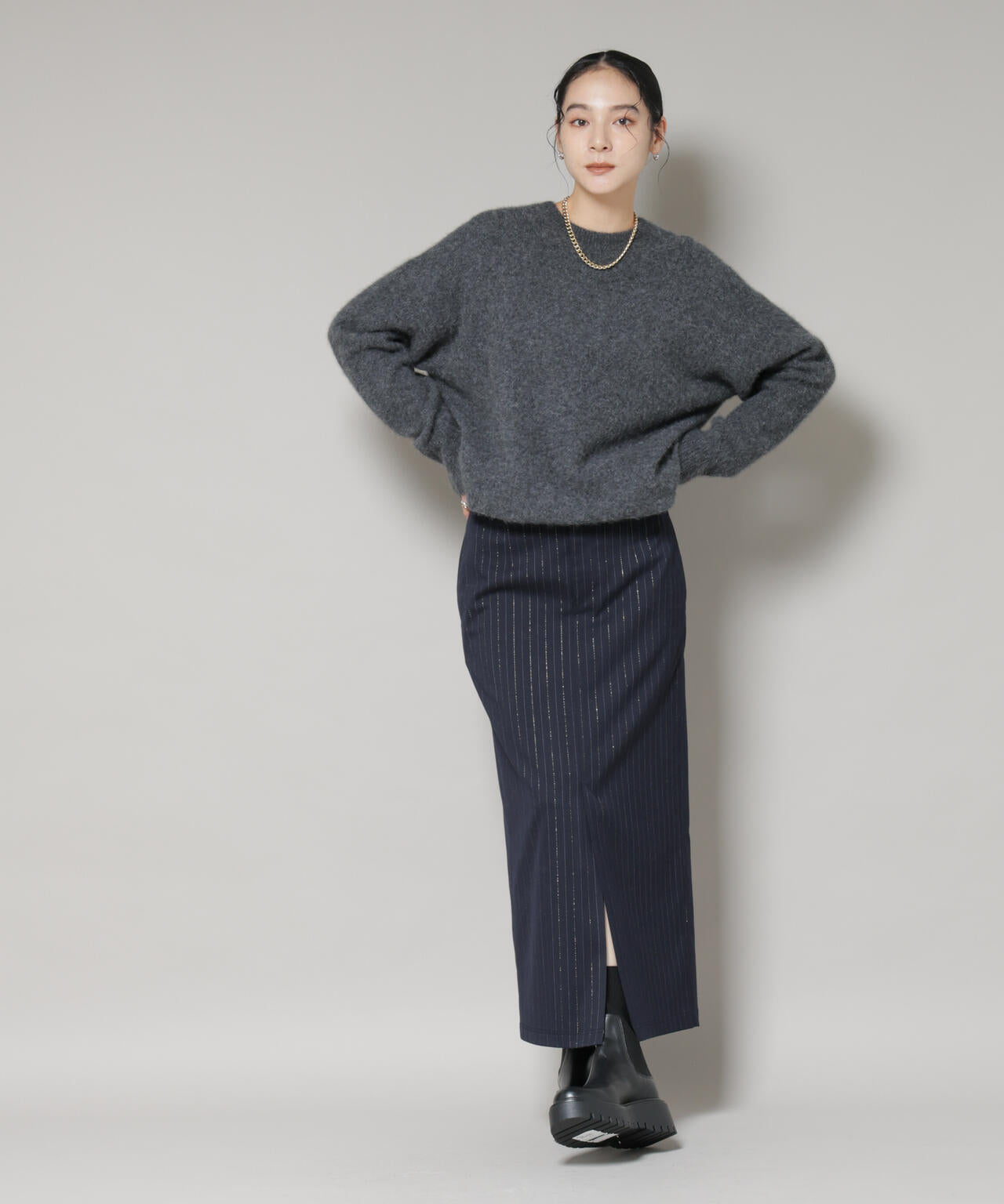 ラメストライプスーチングIラインスカート