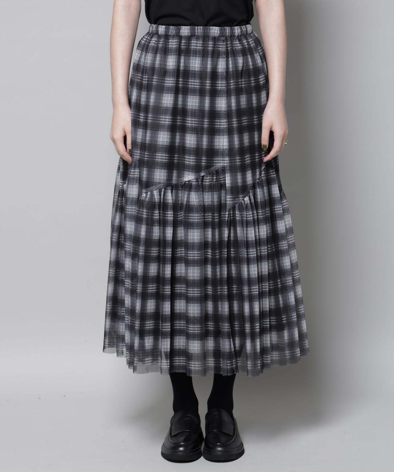 オンブレーチェックチュールスカート