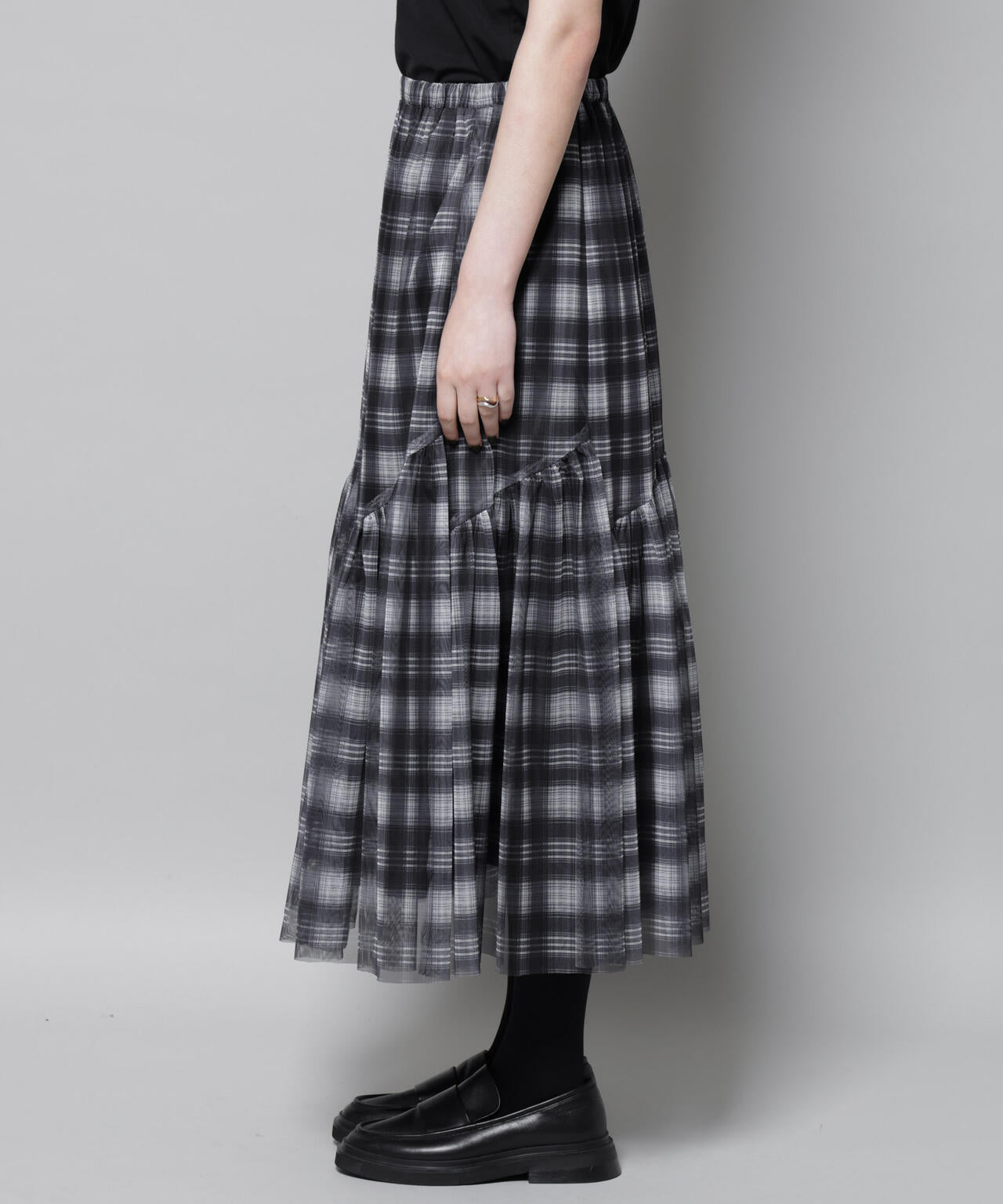 オンブレーチェックチュールスカート