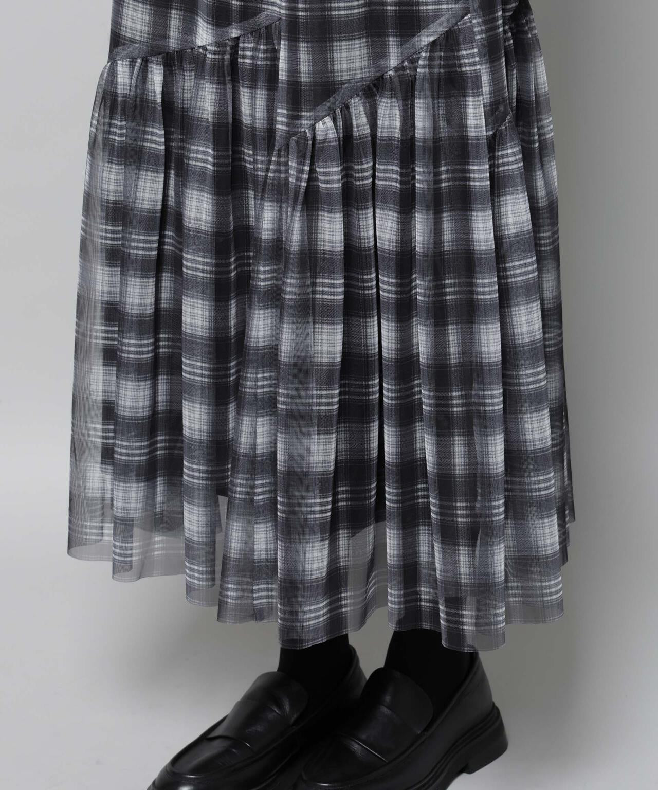 オンブレーチェックチュールスカート