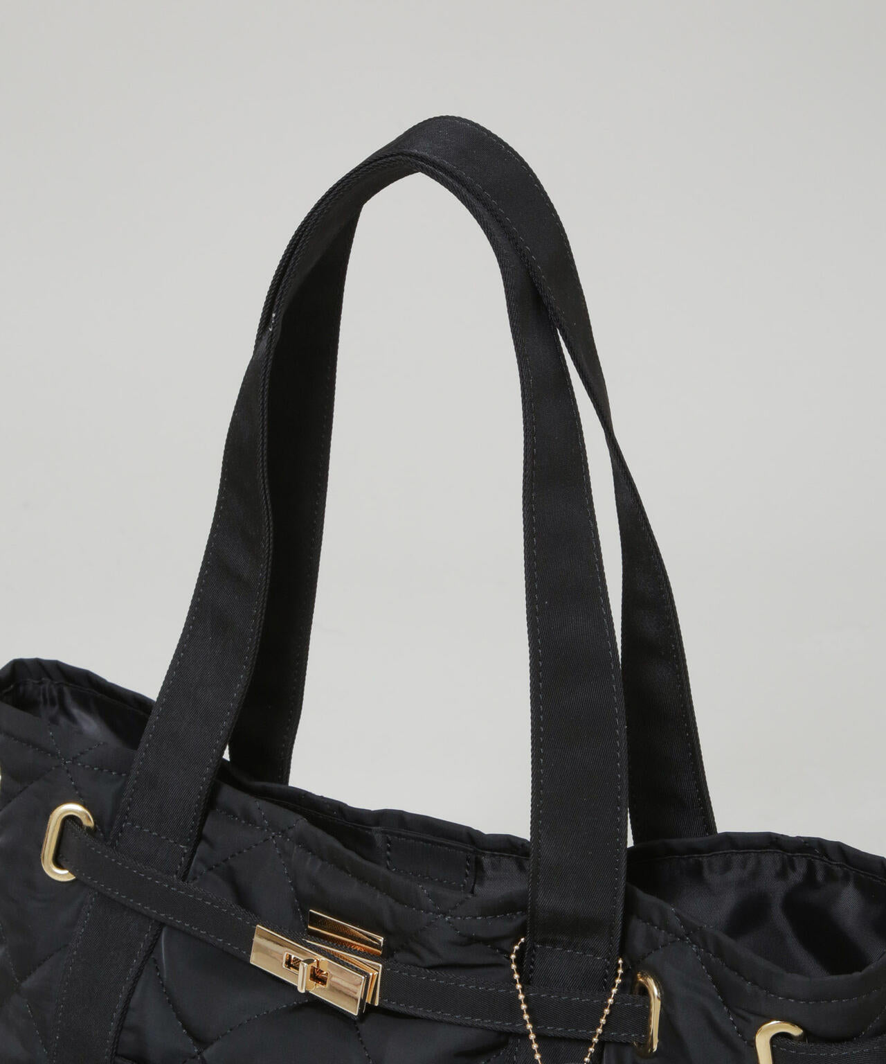 ミニバッグ付きキルティングトートバッグ