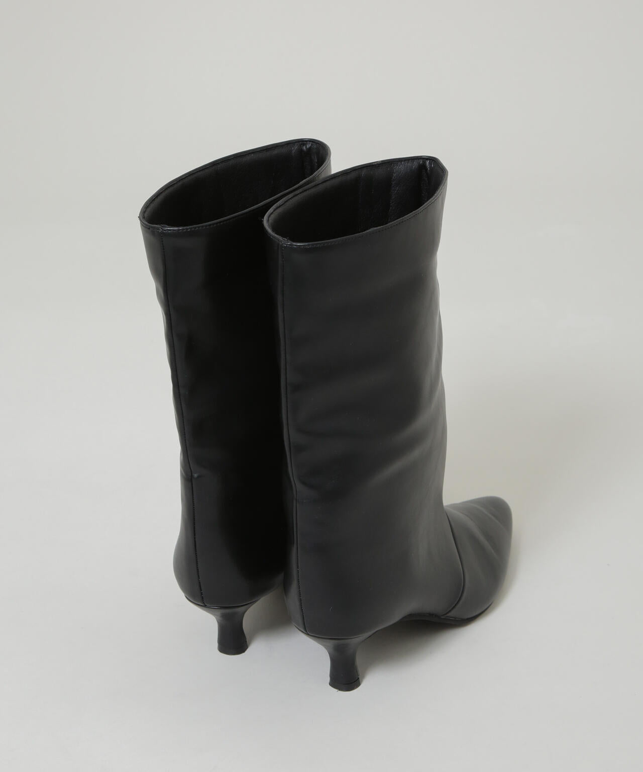 ワイドシャフトショートブーツ