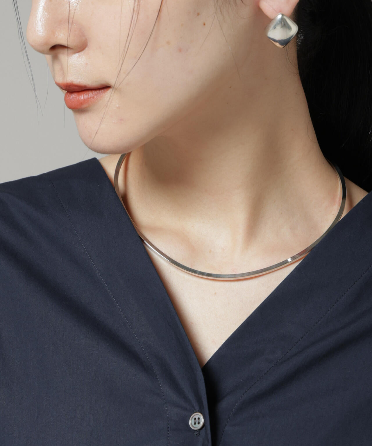 スクエアカットチョーカー