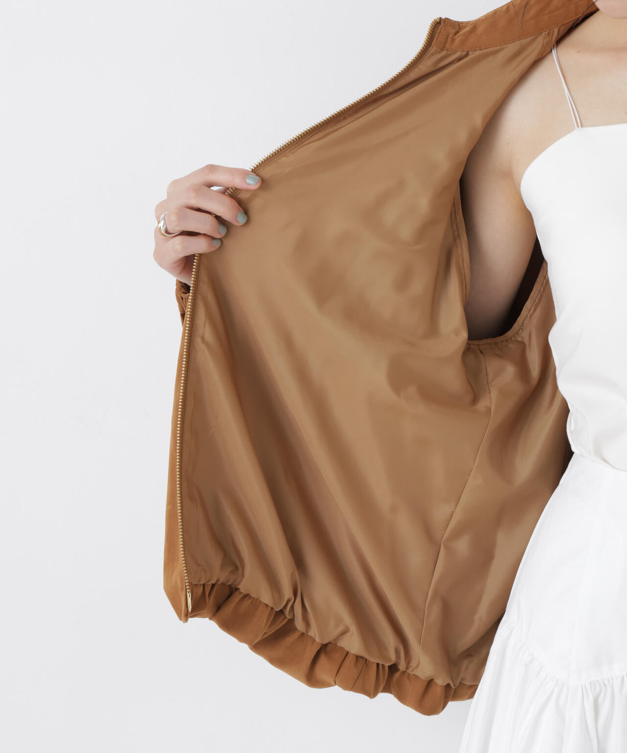 ライトスエードギャザーバルーンブルゾン