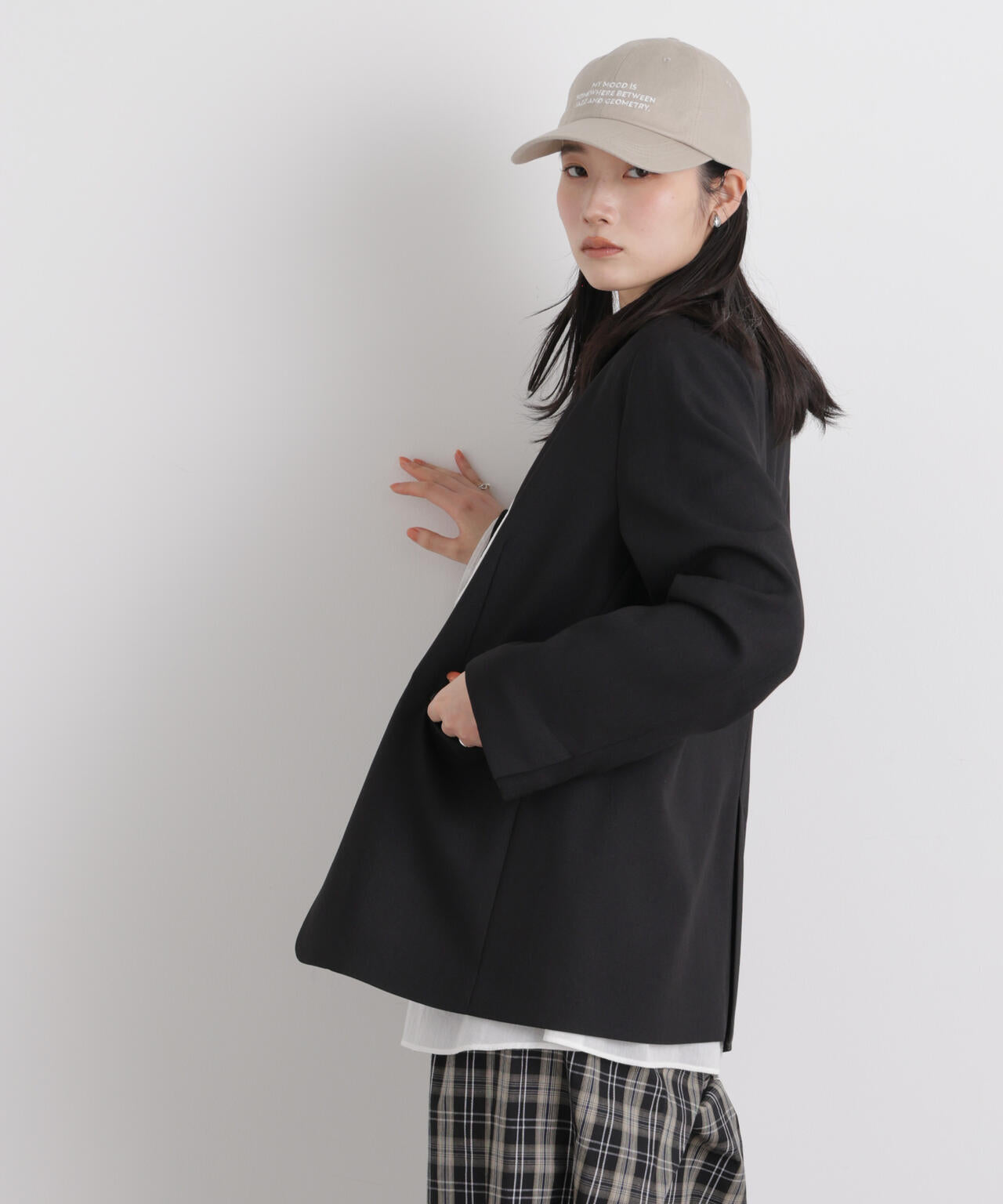 リネンライクツイルラペルレスジャケット
