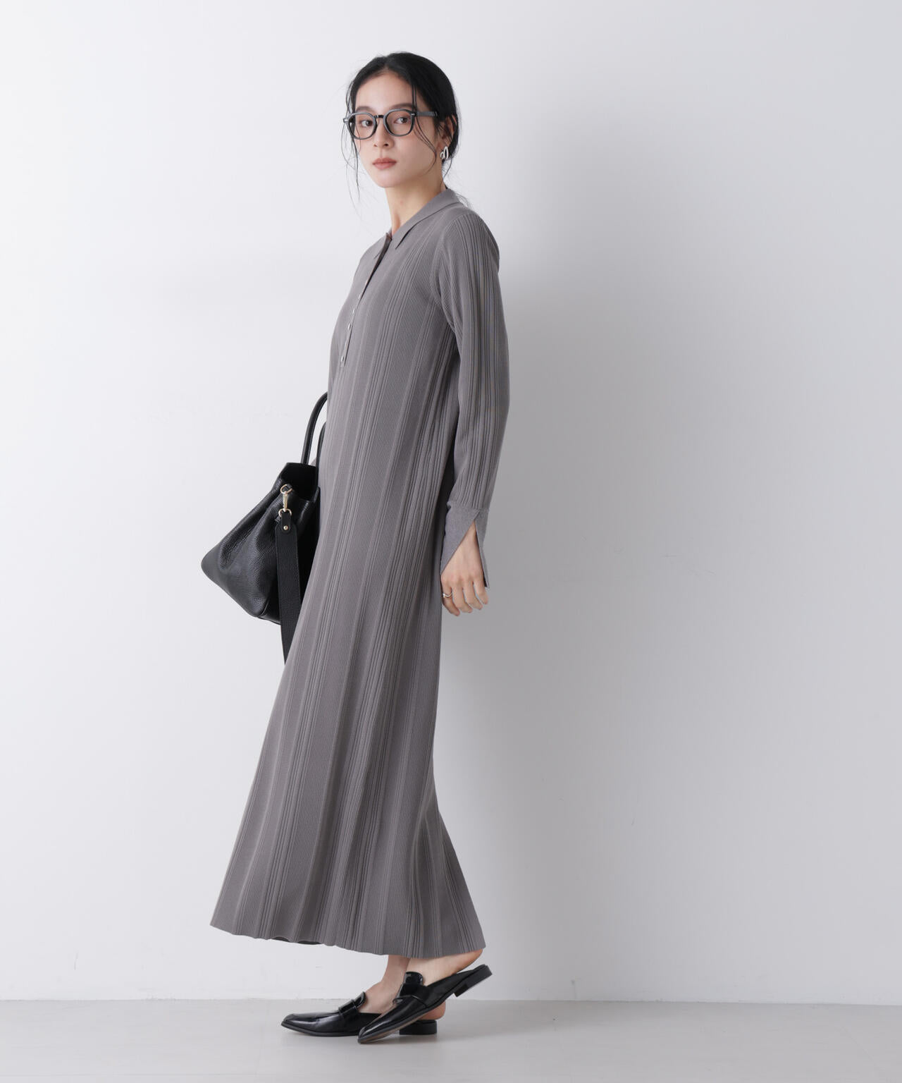 衿付きランダムリブニットワンピース