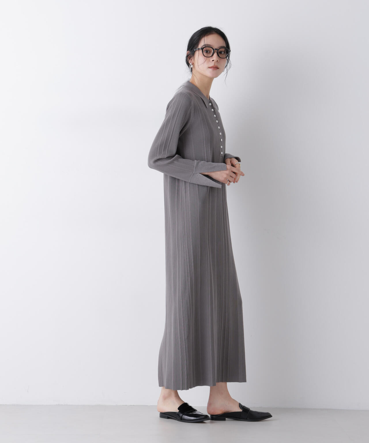 衿付きランダムリブニットワンピース