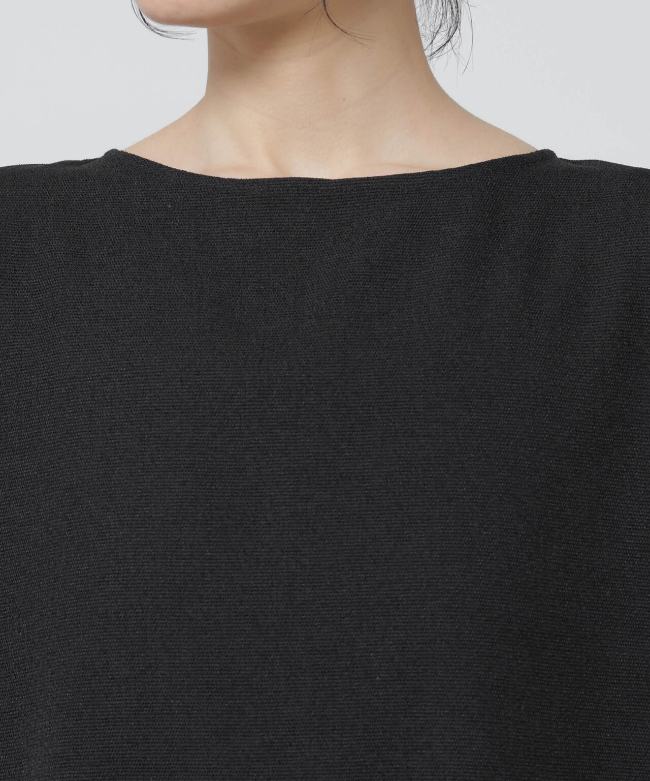 「Meaningful Continuity」coveross(R)EOSブッチャーノースリブラウス×パンツセットアップ