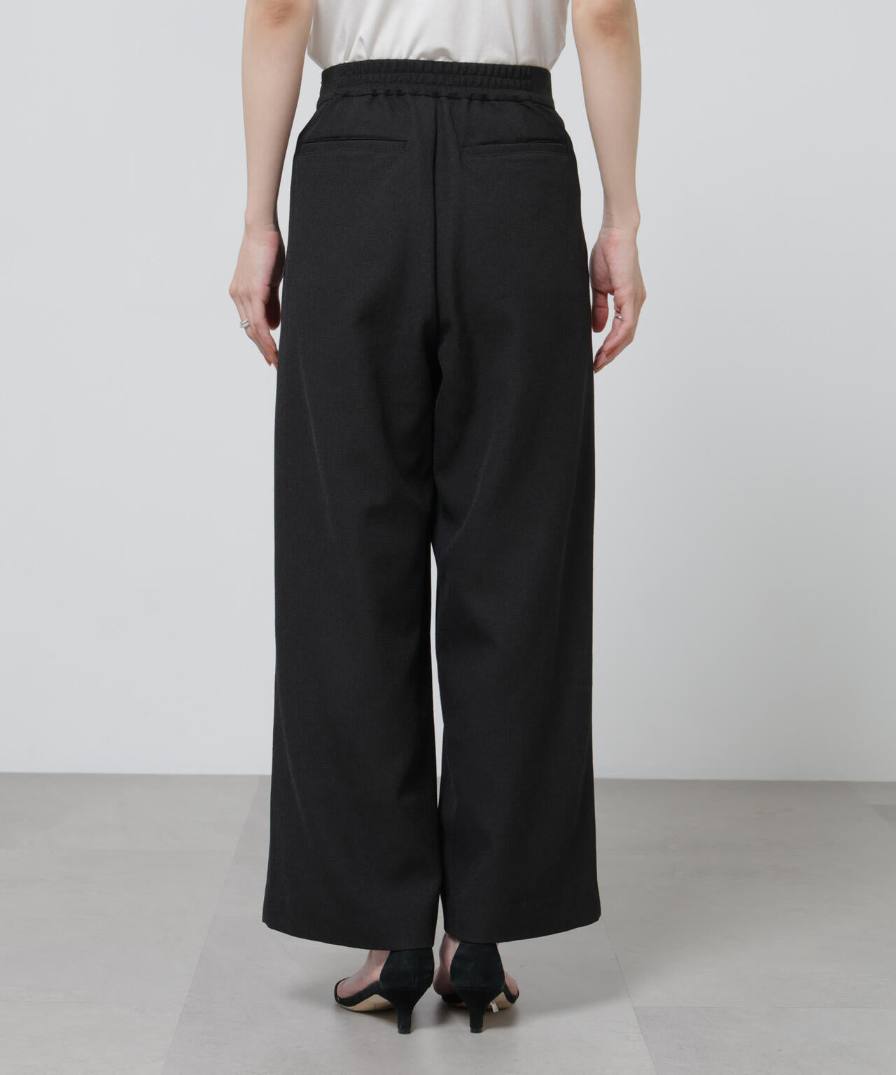 「Meaningful Continuity」coveross(R)EOSブッチャーノースリブラウス×パンツセットアップ