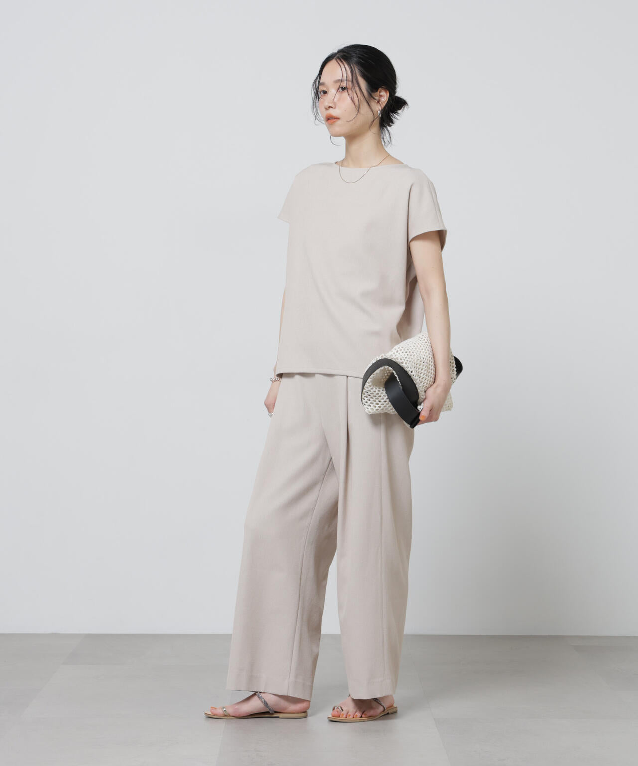 「Meaningful Continuity」coveross(R)EOSブッチャーノースリブラウス×パンツセットアップ