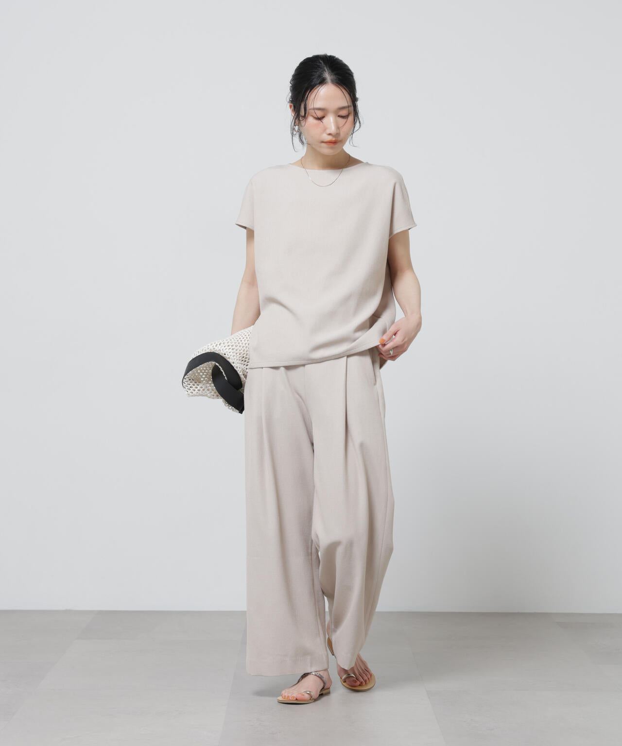 「Meaningful Continuity」coveross(R)EOSブッチャーノースリブラウス×パンツセットアップ