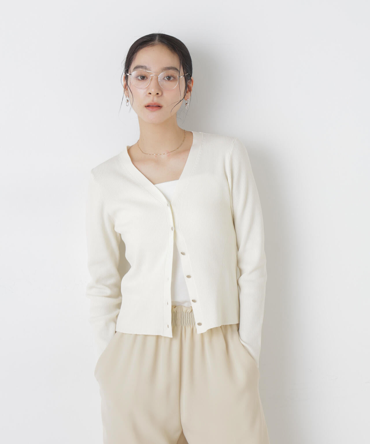 ウォッシャブルハイツイストVネックリブカーディガン