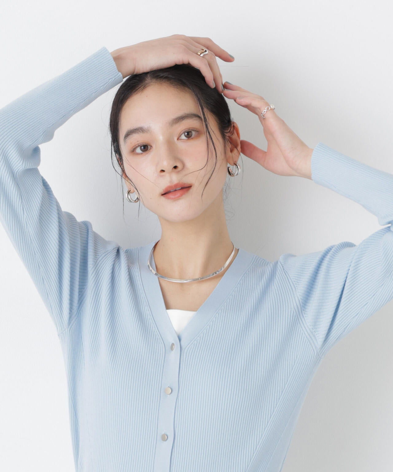 ウォッシャブルハイツイストVネックリブカーディガン