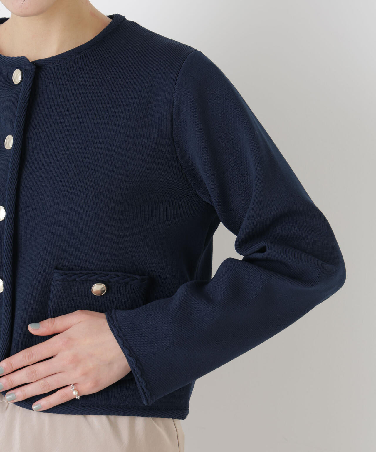 ゴールドボタンニットジャケット