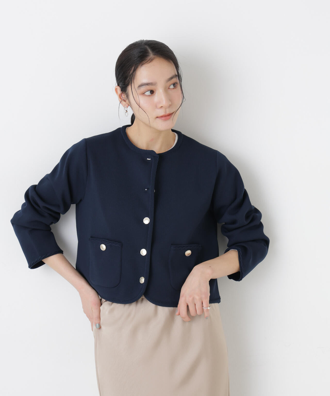 ゴールドボタンニットジャケット