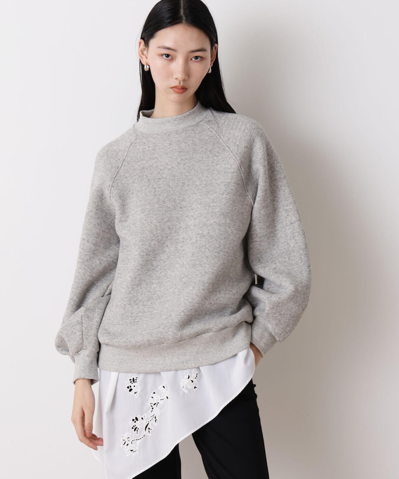 「STEVELOUR」フラッフィースタンドプルオーバー