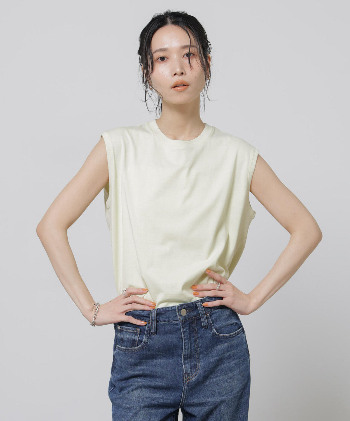 Anti Soaked(R) 汗染み防止カラフルノースリTシャツ