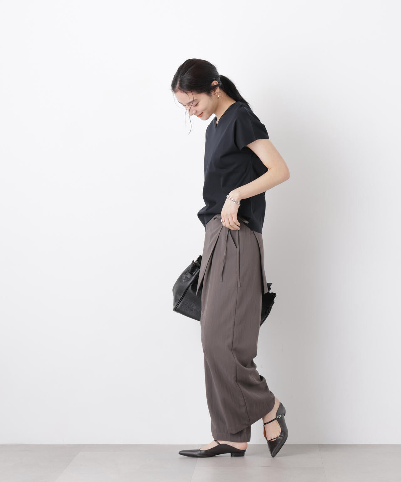 DressT/シルケットスムースVネックソフトドルマンTシャツ