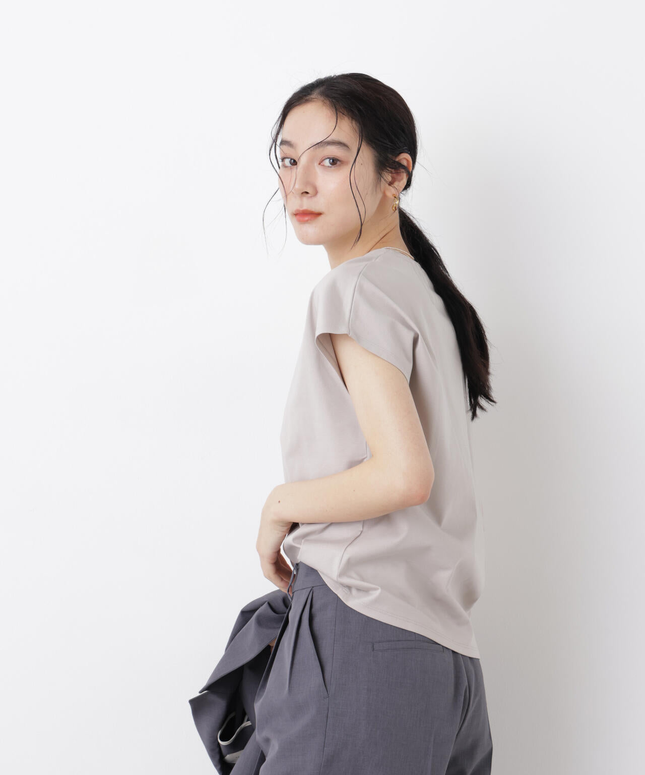 DressT/シルケットスムースVネックソフトドルマンTシャツ