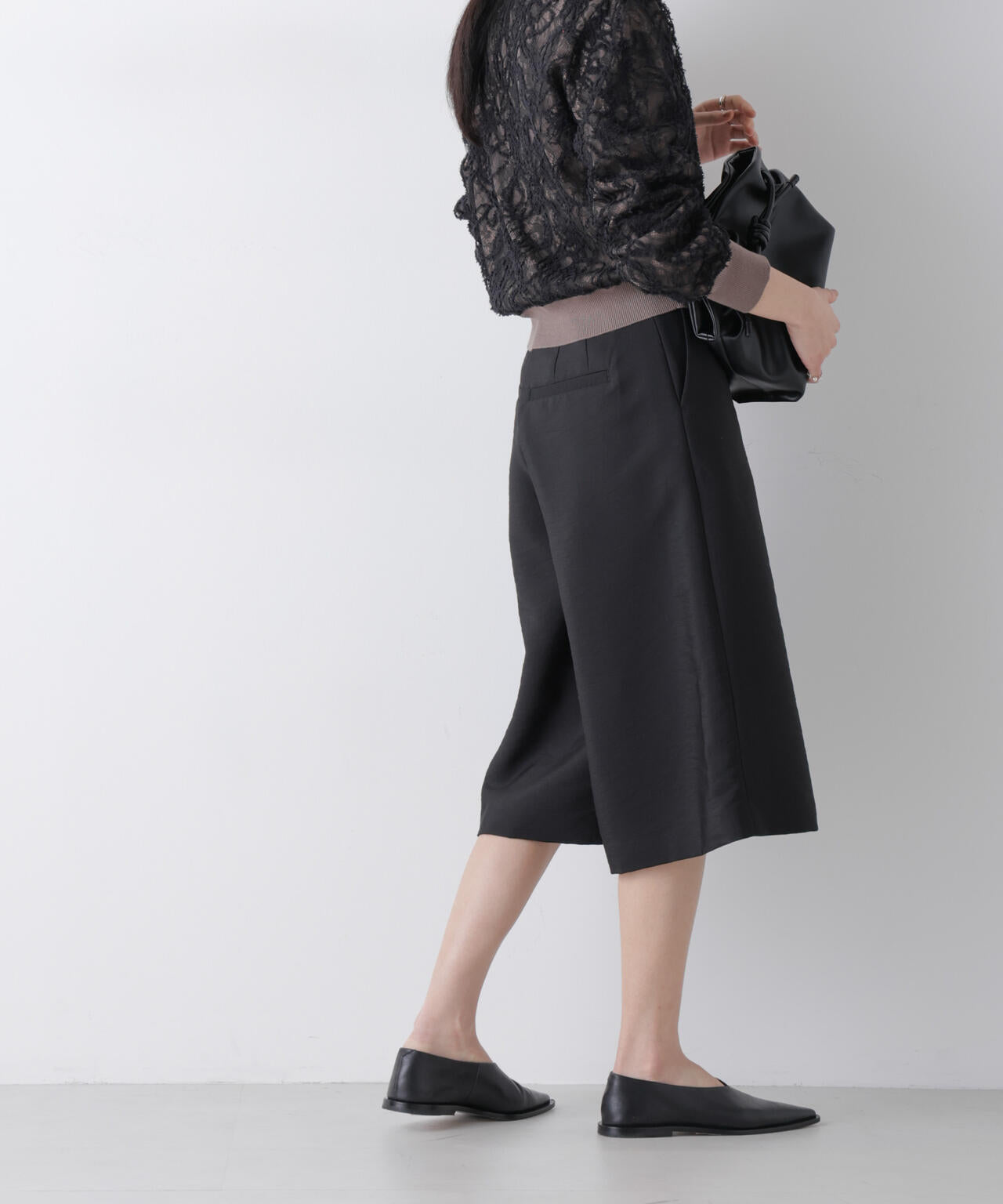 エアリーツイルボリュームキュロットパンツ