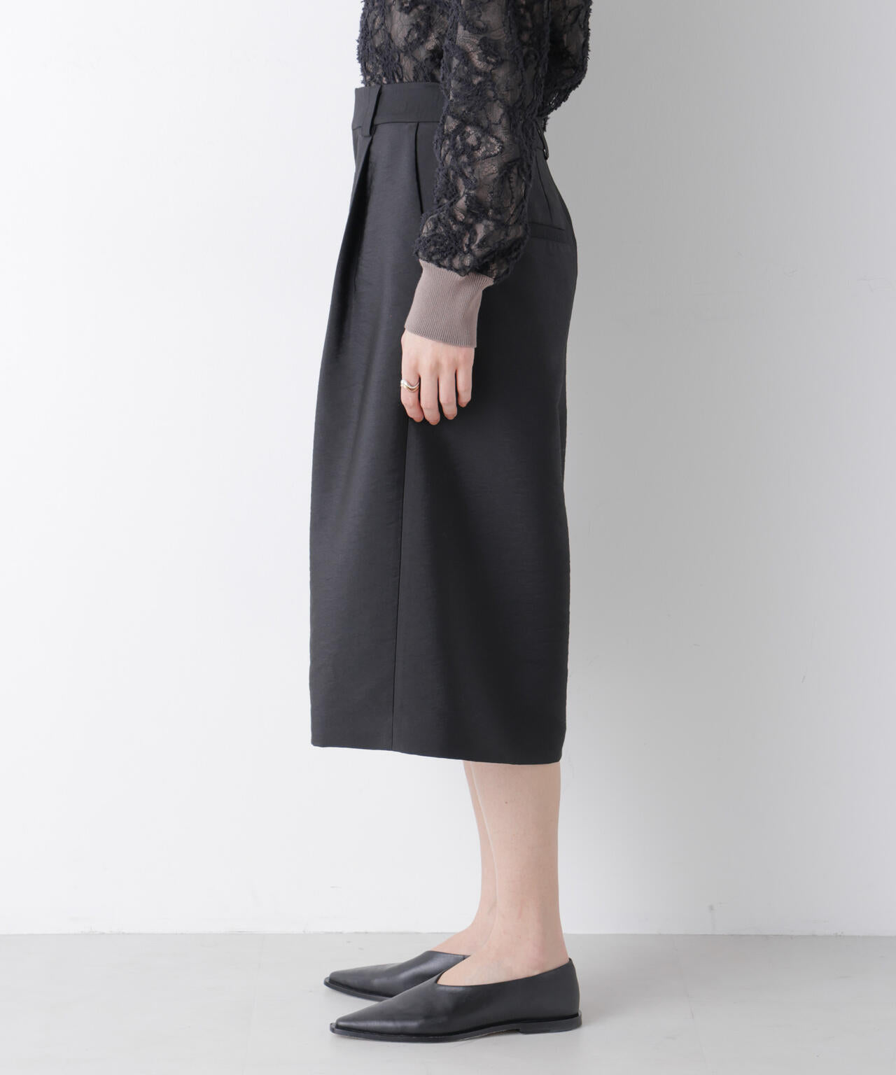 エアリーツイルボリュームキュロットパンツ