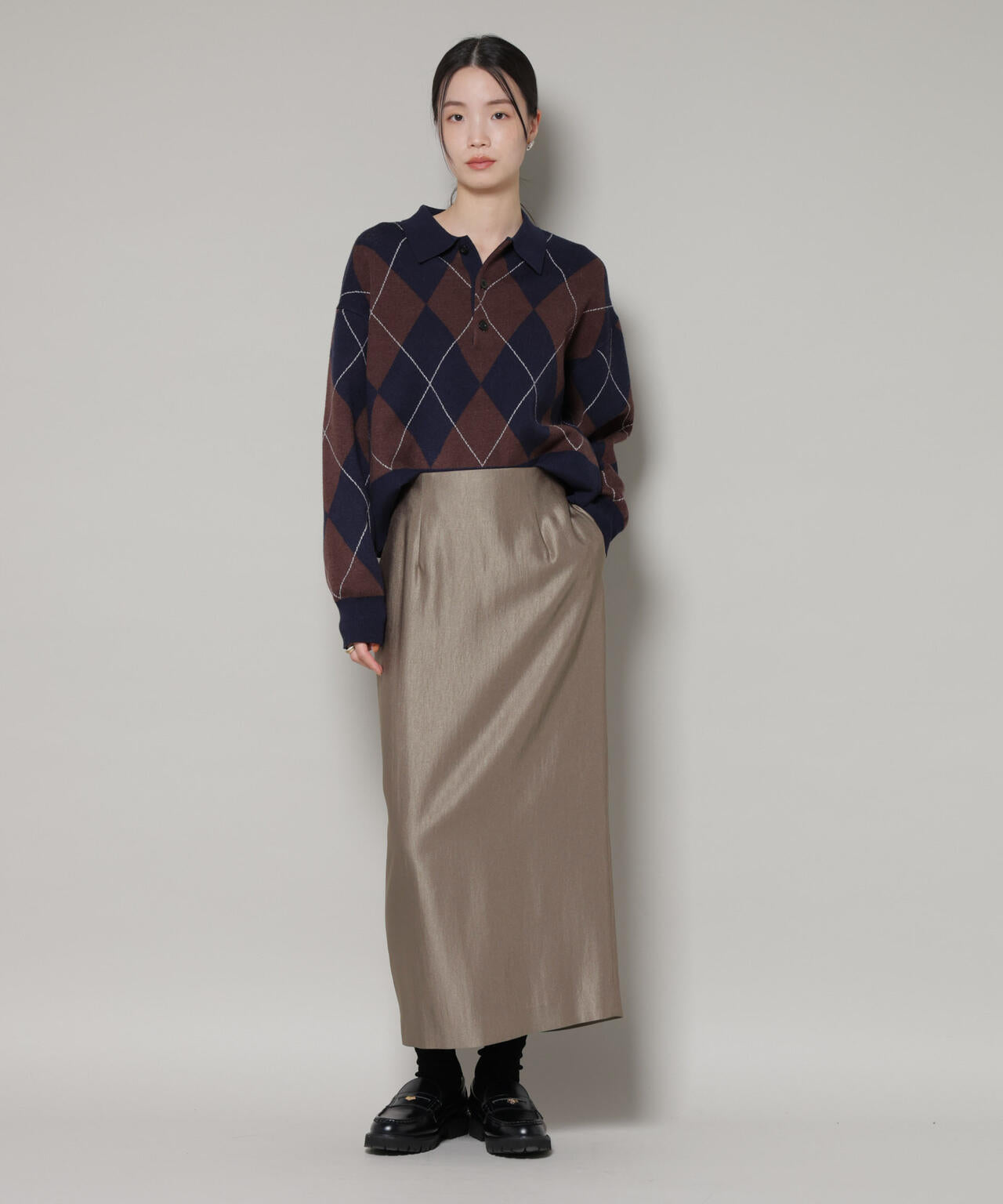 ブライトツイルサテンタイトスカート