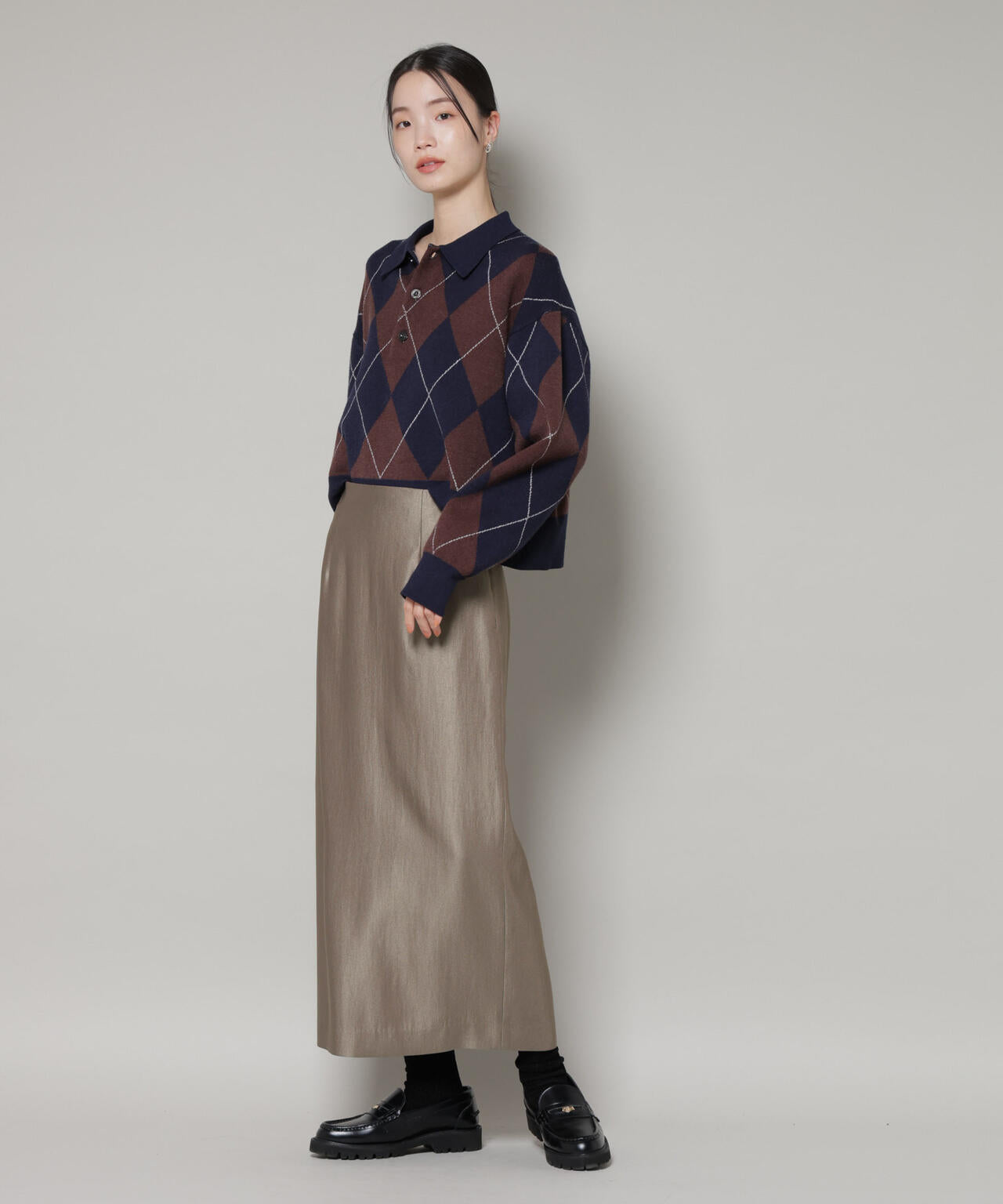 ブライトツイルサテンタイトスカート