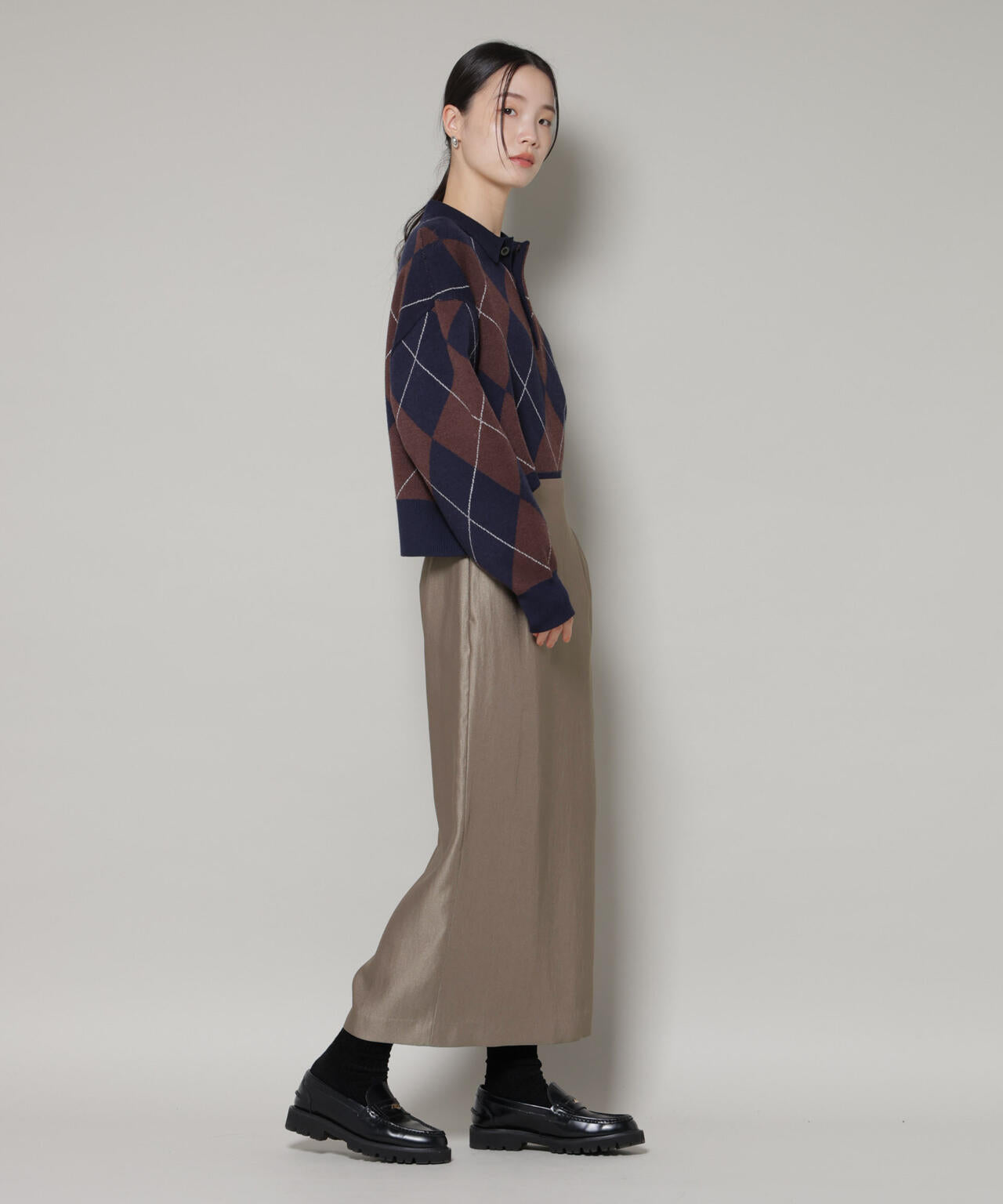 ブライトツイルサテンタイトスカート