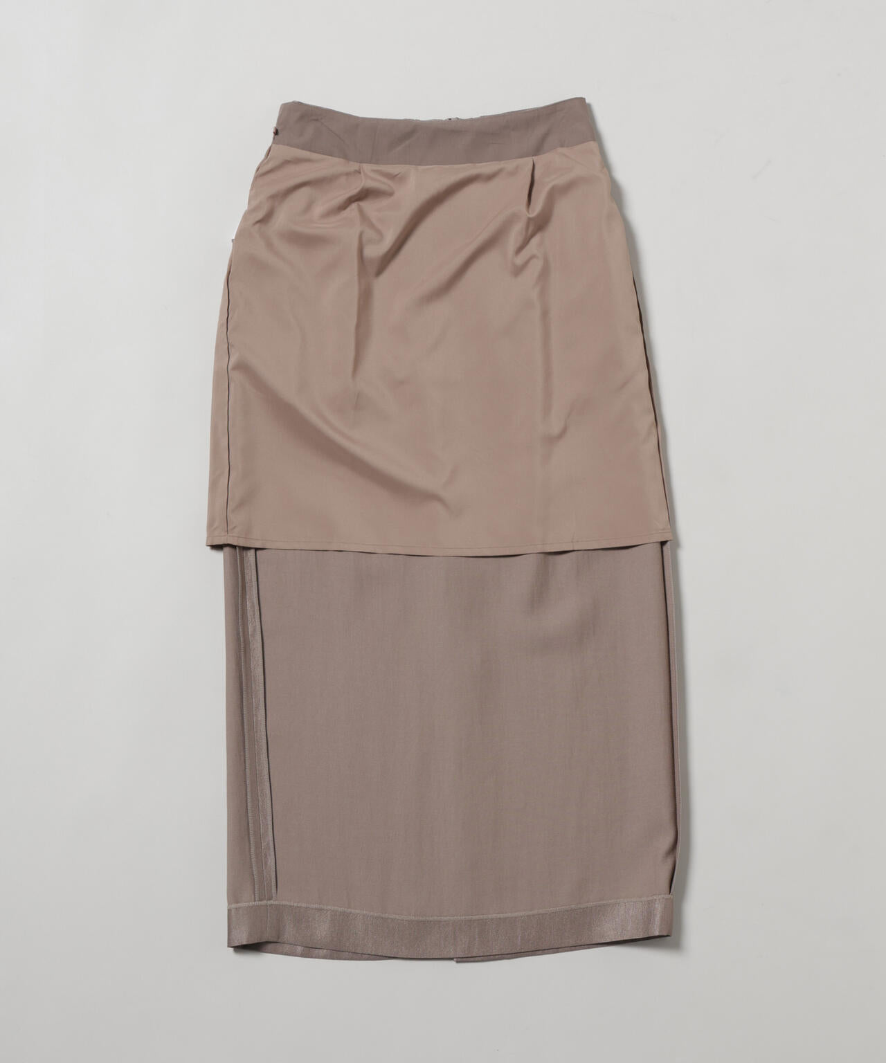 ブライトツイルサテンタイトスカート