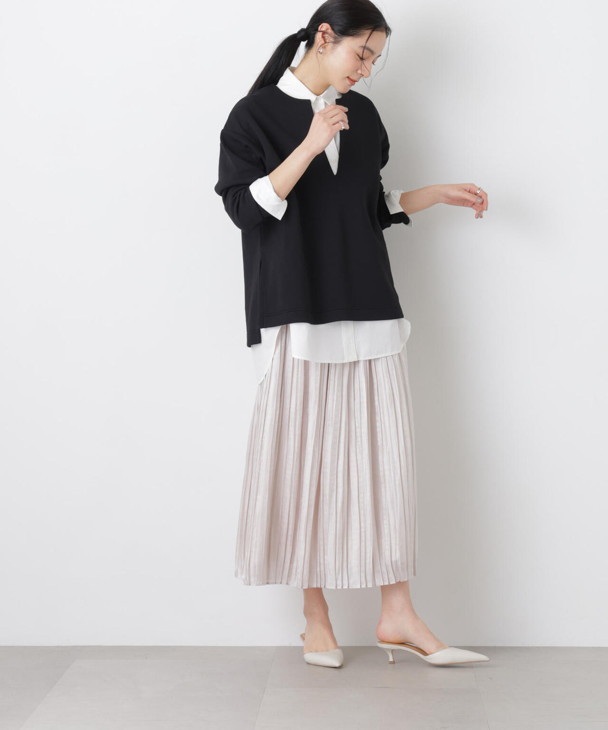 シャイニーサテンプリーツスカート