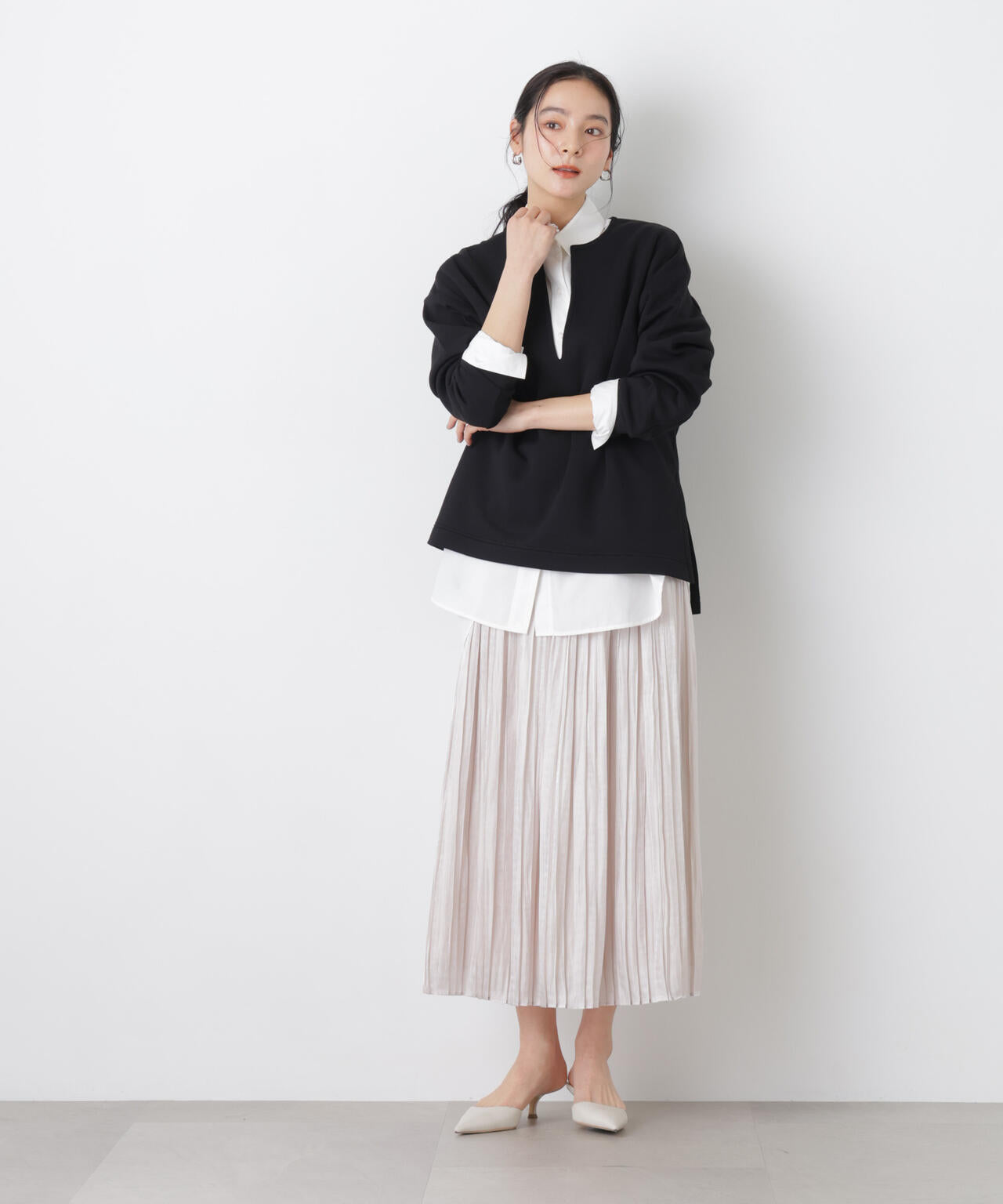 シャイニーサテンプリーツスカート