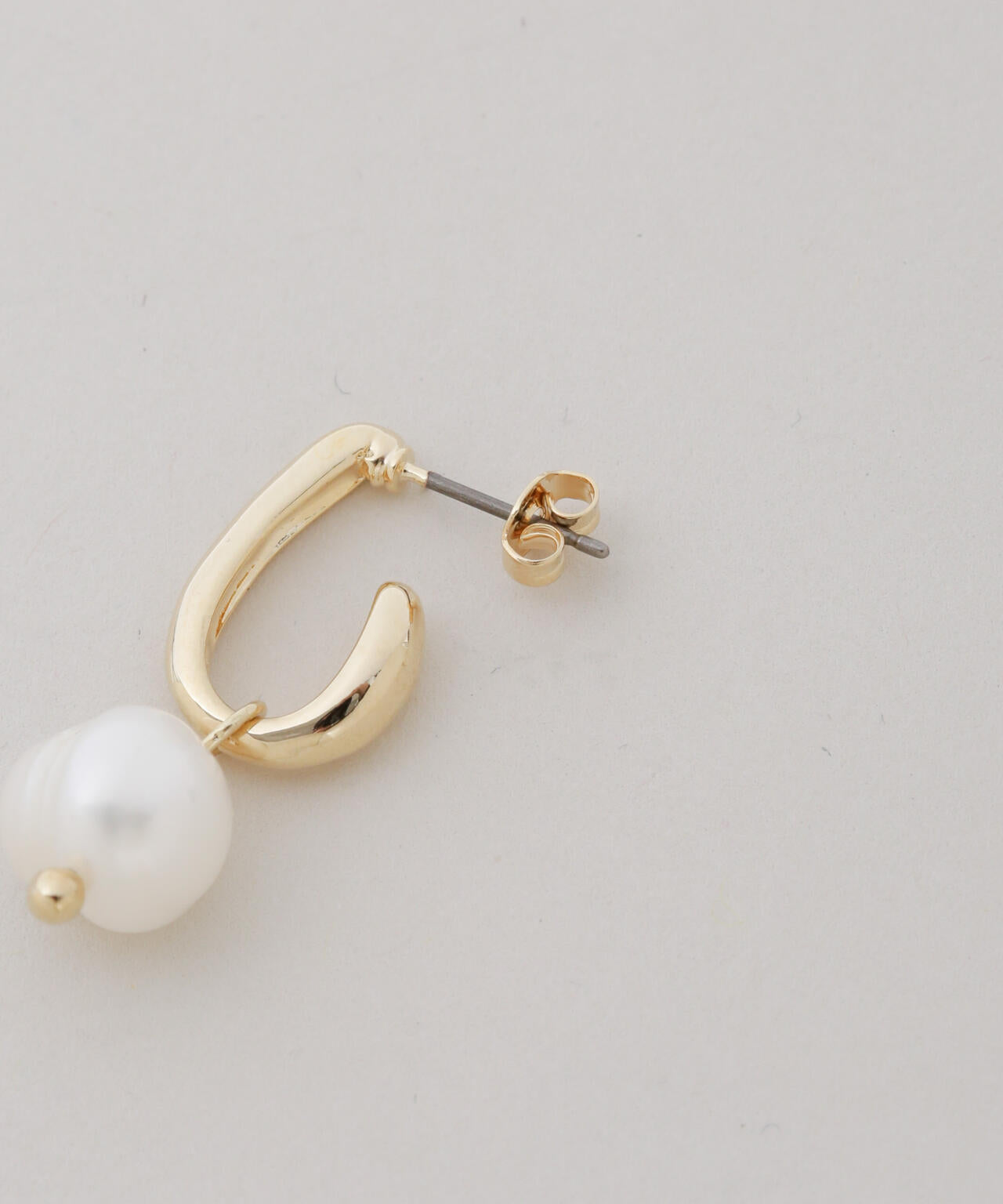 淡水パールドロップピアス