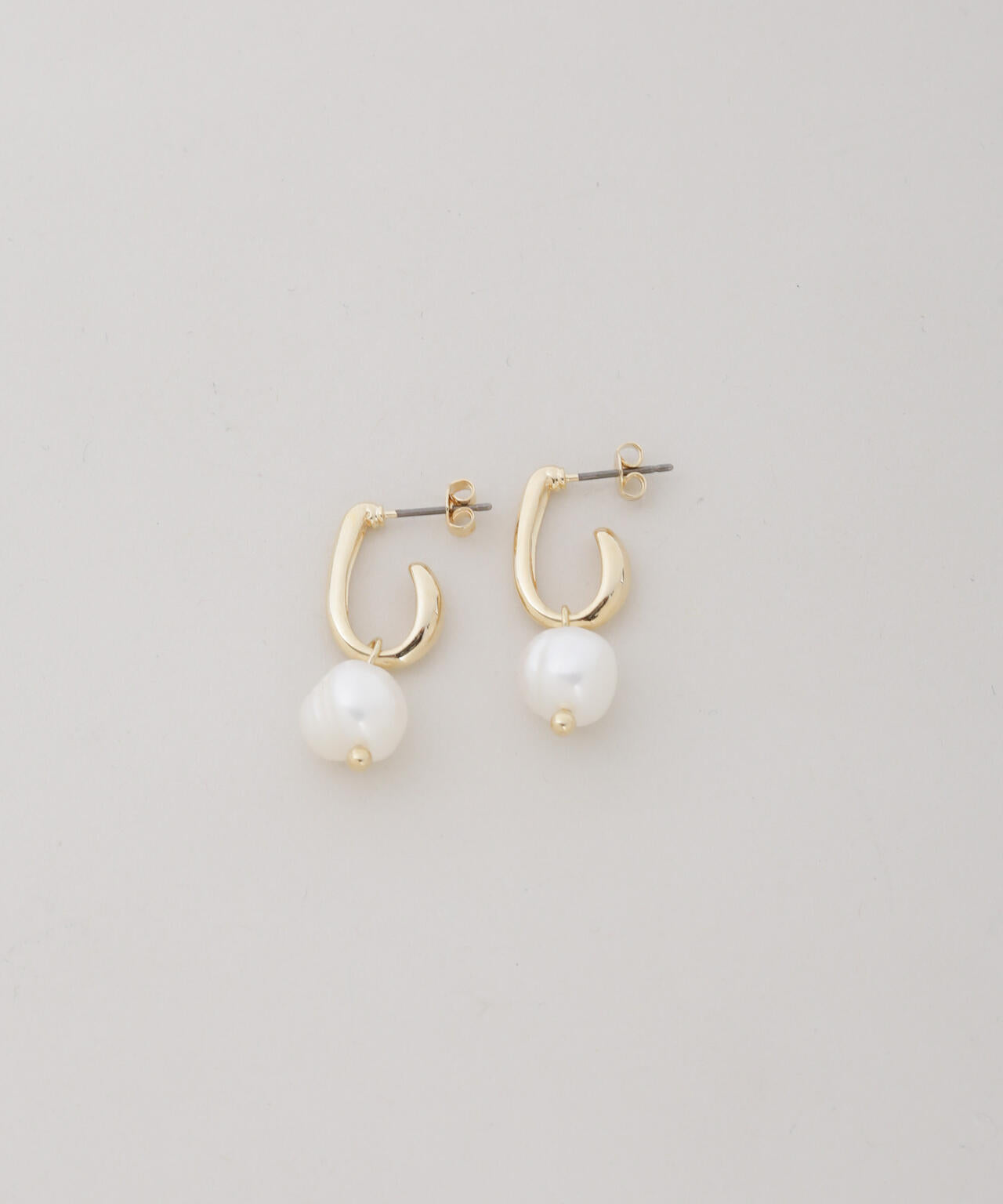 淡水パールドロップピアス