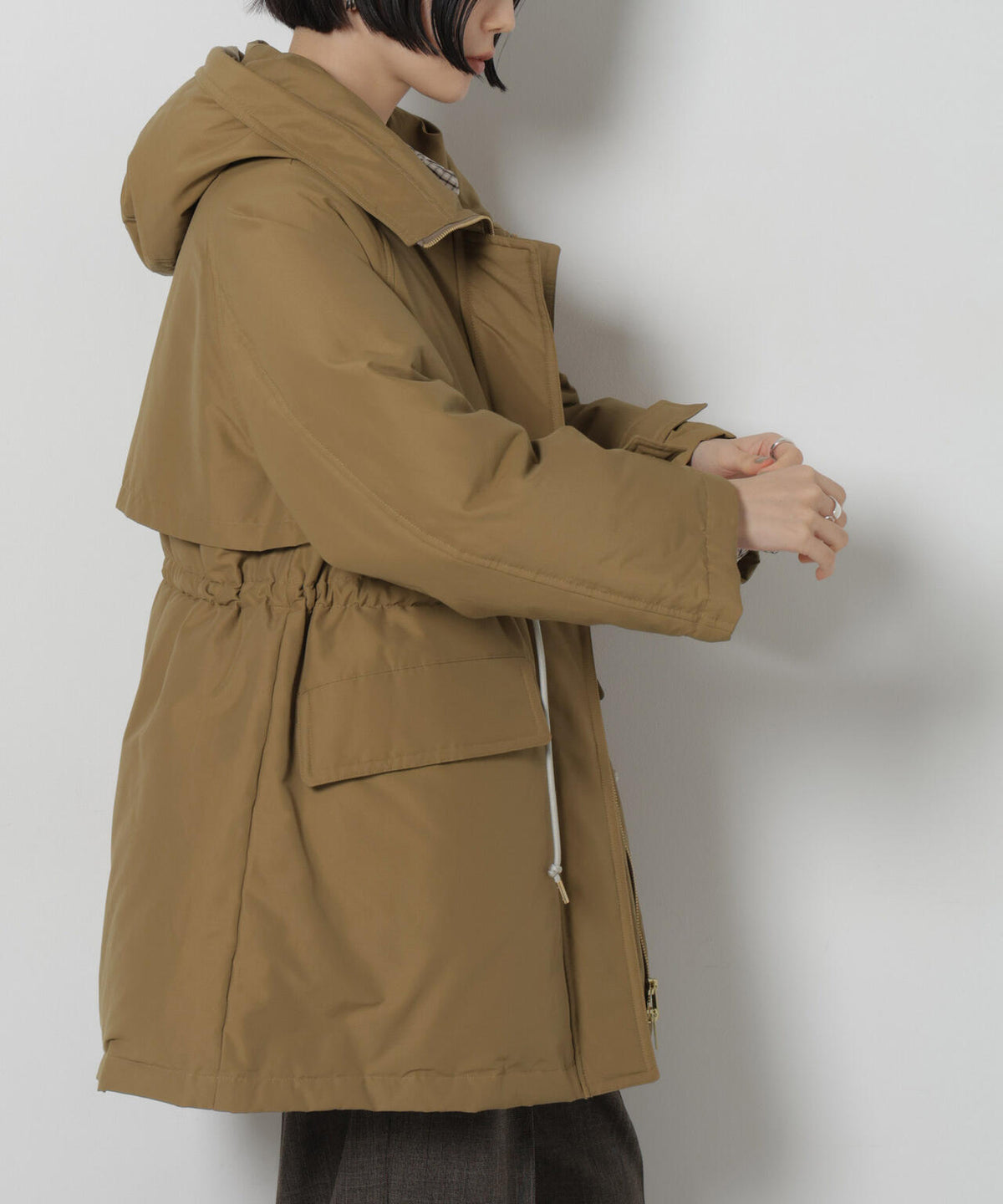 「西川ダウン(R)」ウエストドロストフードダウン