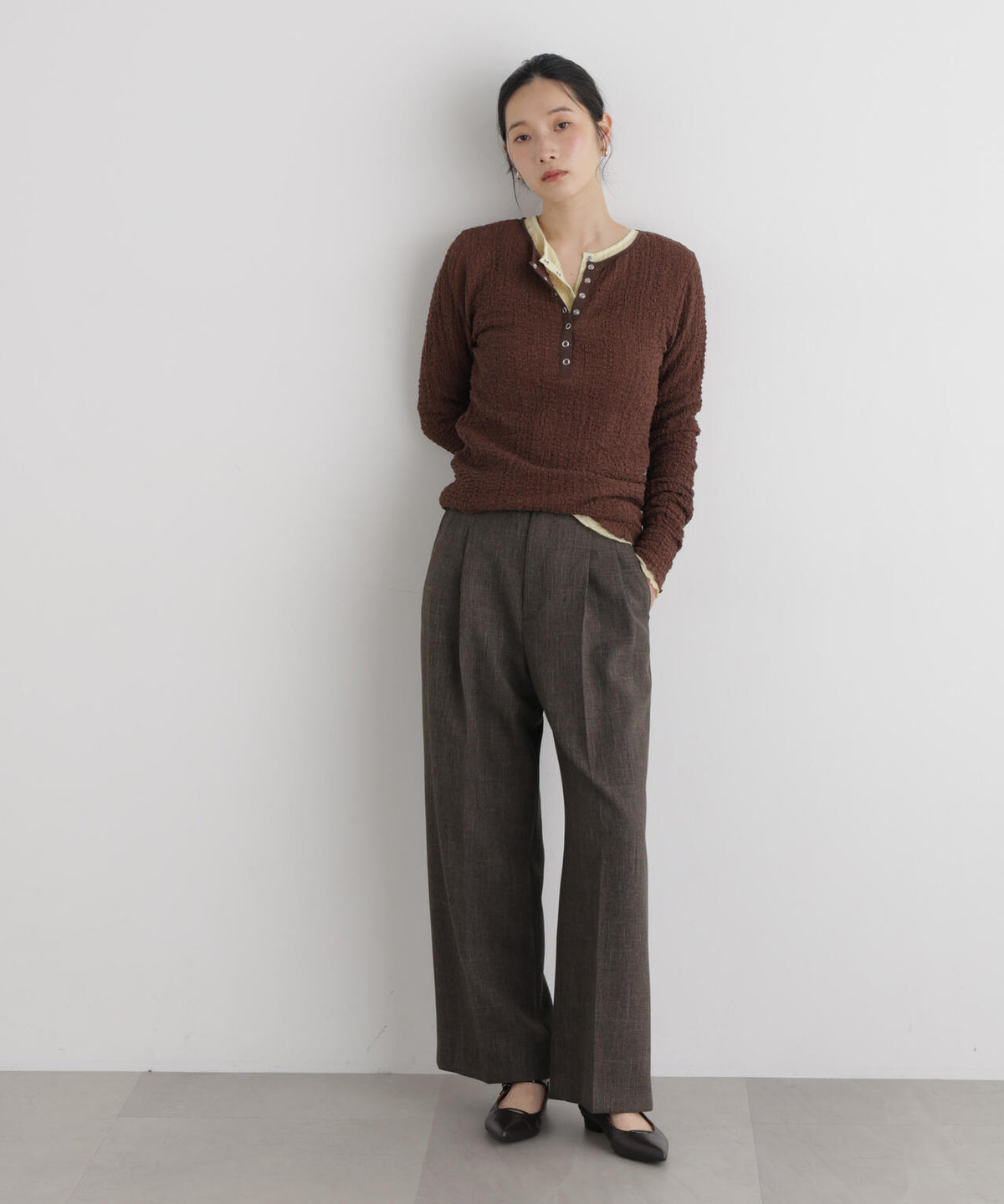 シャンブレーシャークスキンタックセミワイドパンツ(セットアップ可)