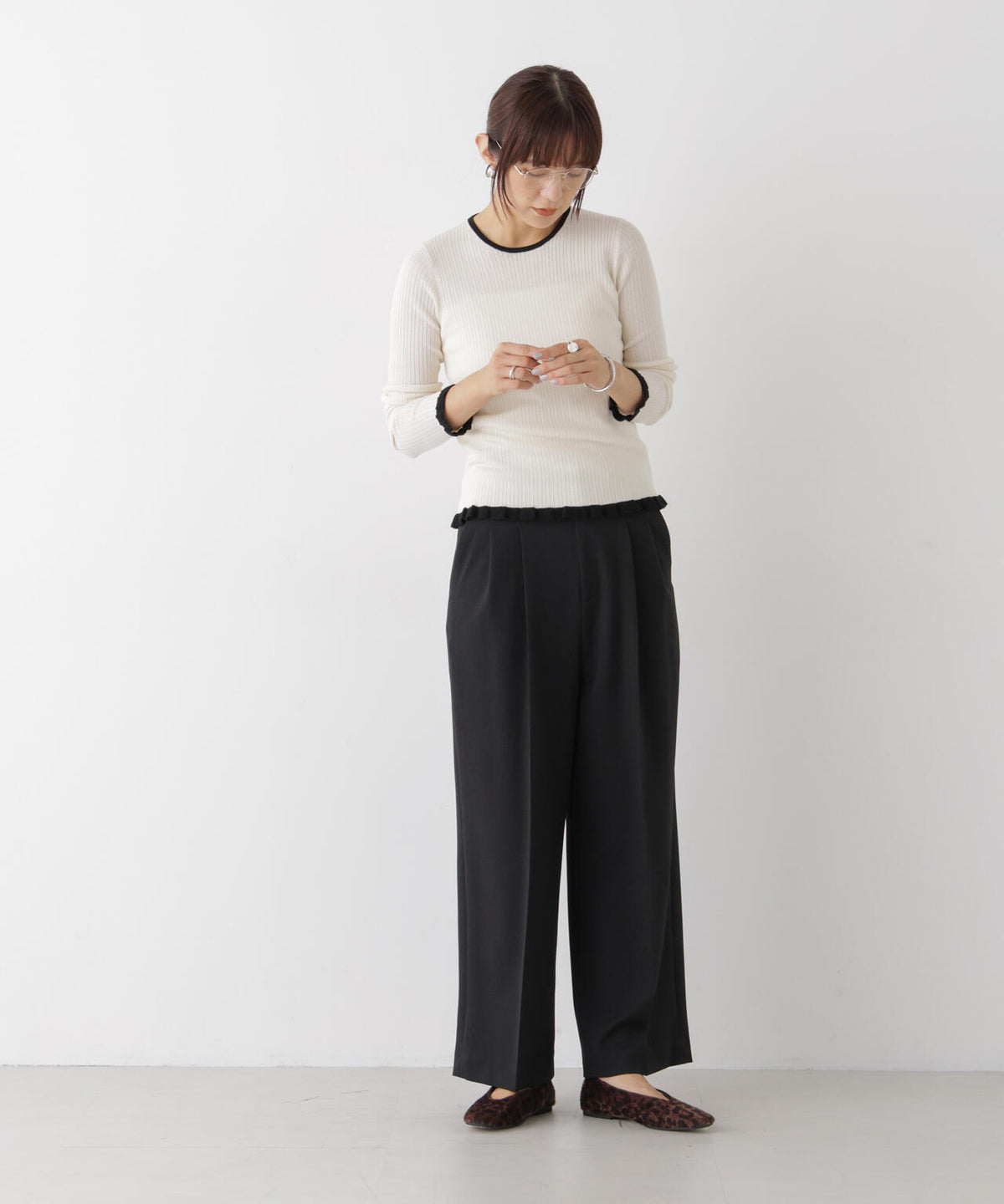 ソフトストレッチタックワイドパンツ(セットアップ可)