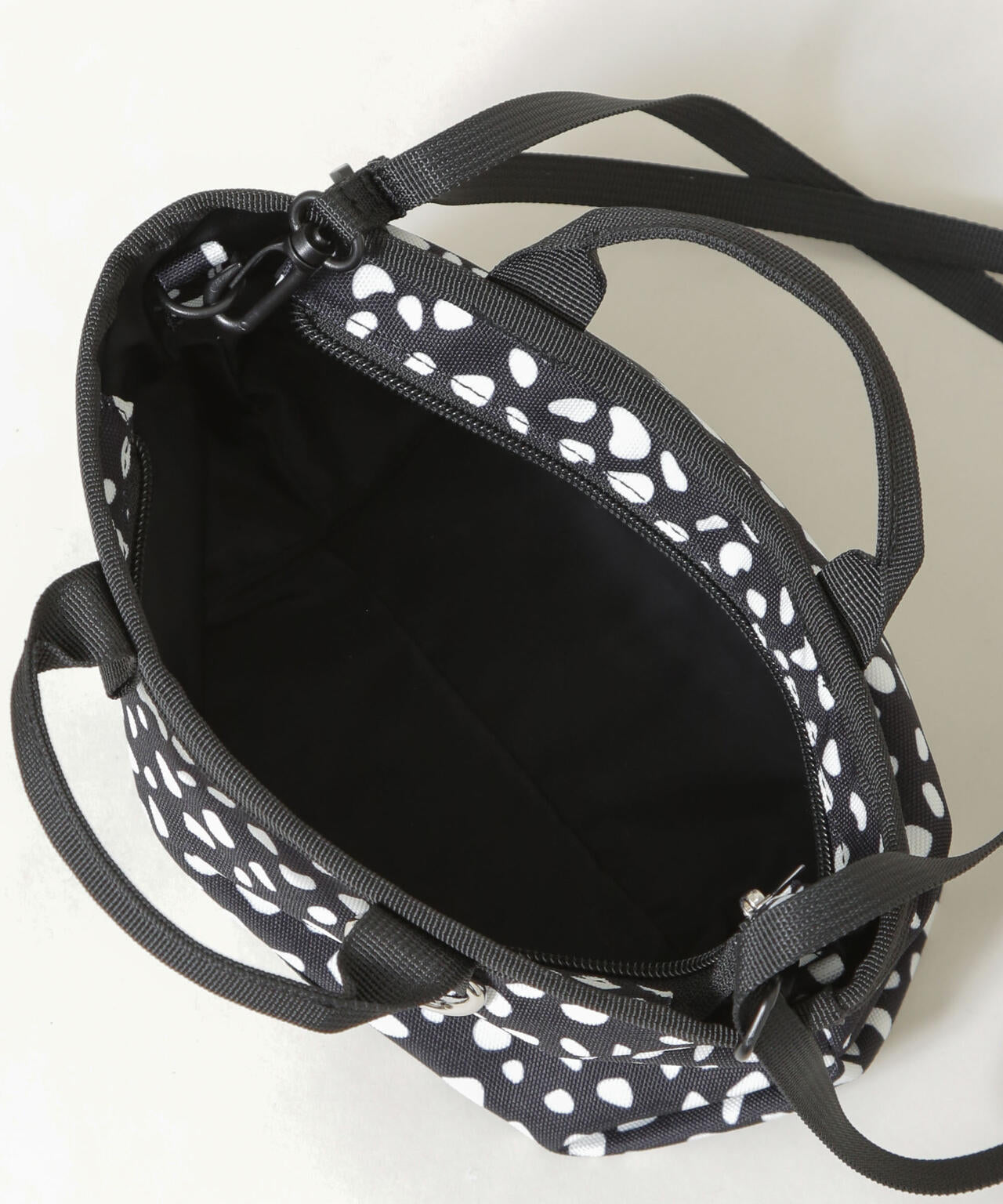 OUTDOOR PRODUCTS/【別注】OUTDOOR PRODUCTS Boat Shaped Mini Bag
