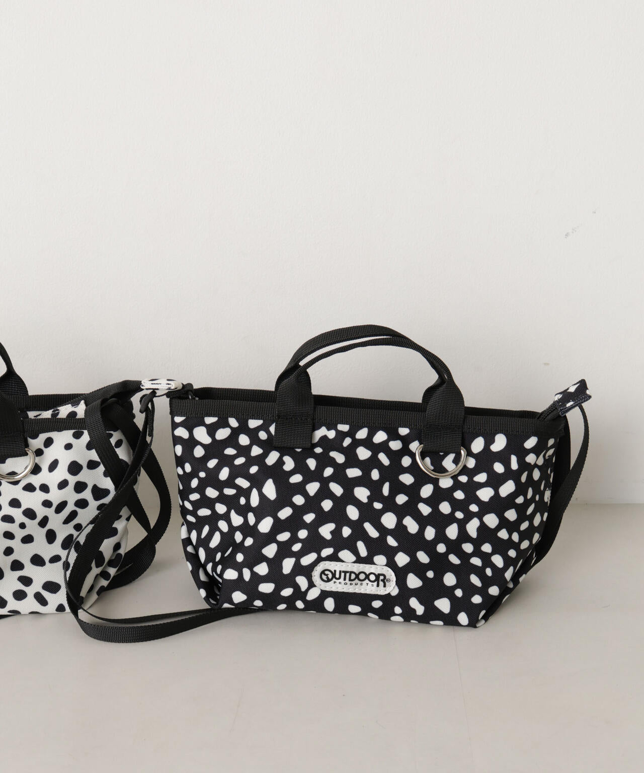 OUTDOOR PRODUCTS/【別注】OUTDOOR PRODUCTS Boat Shaped Mini Bag