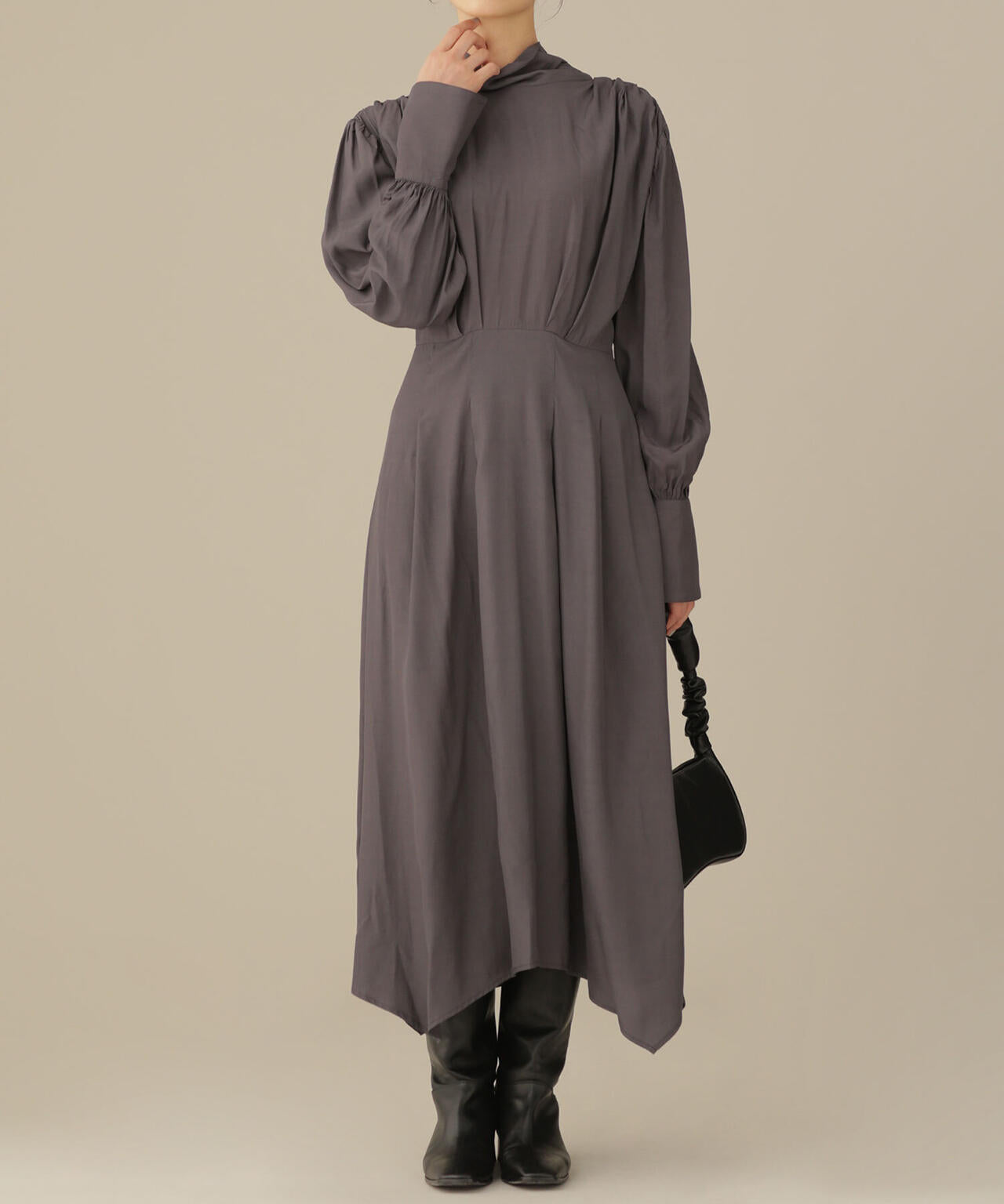casa fline/ハイネックタックイレヘムドレス