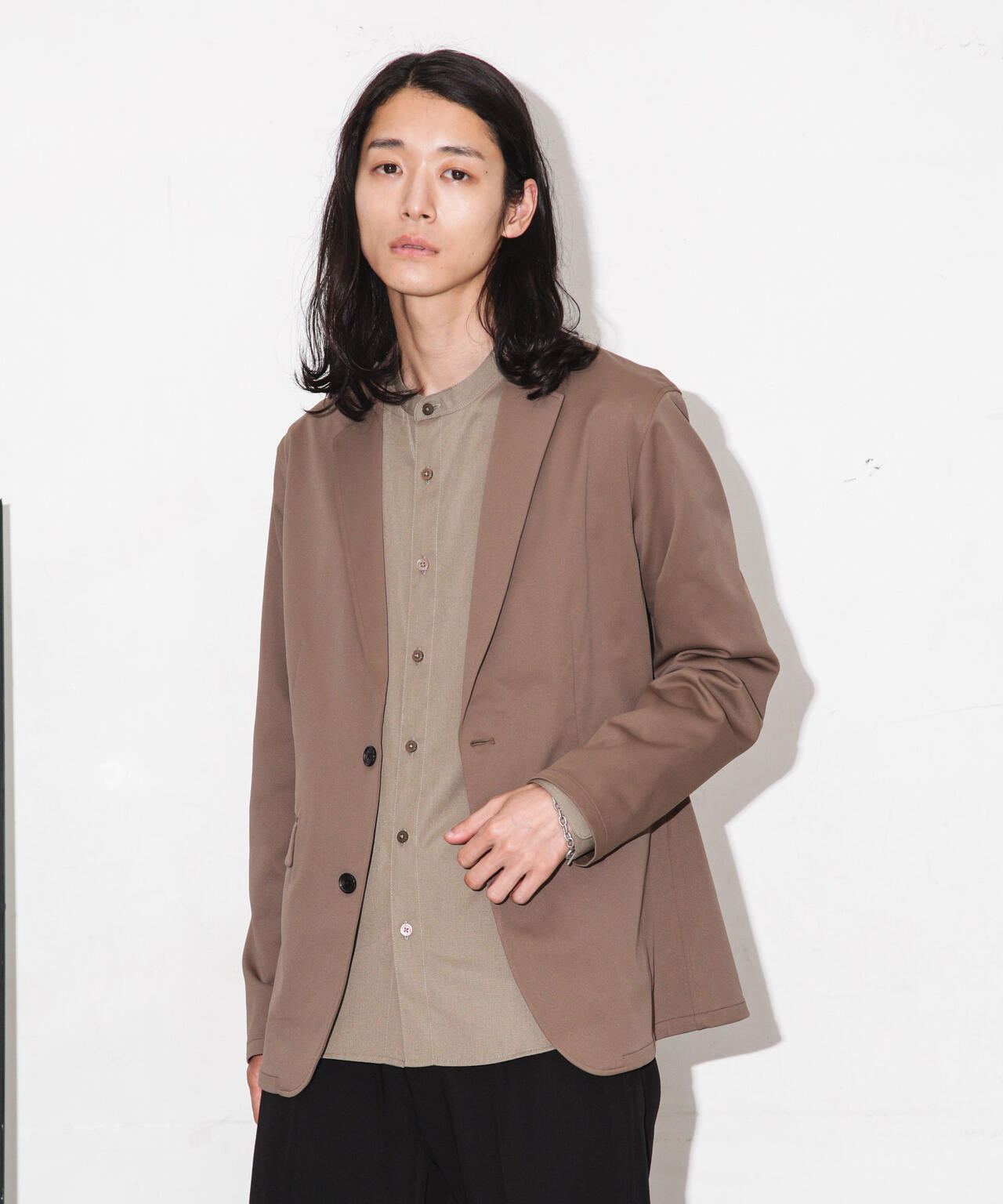セクウェルサテンストレッチジャケット
